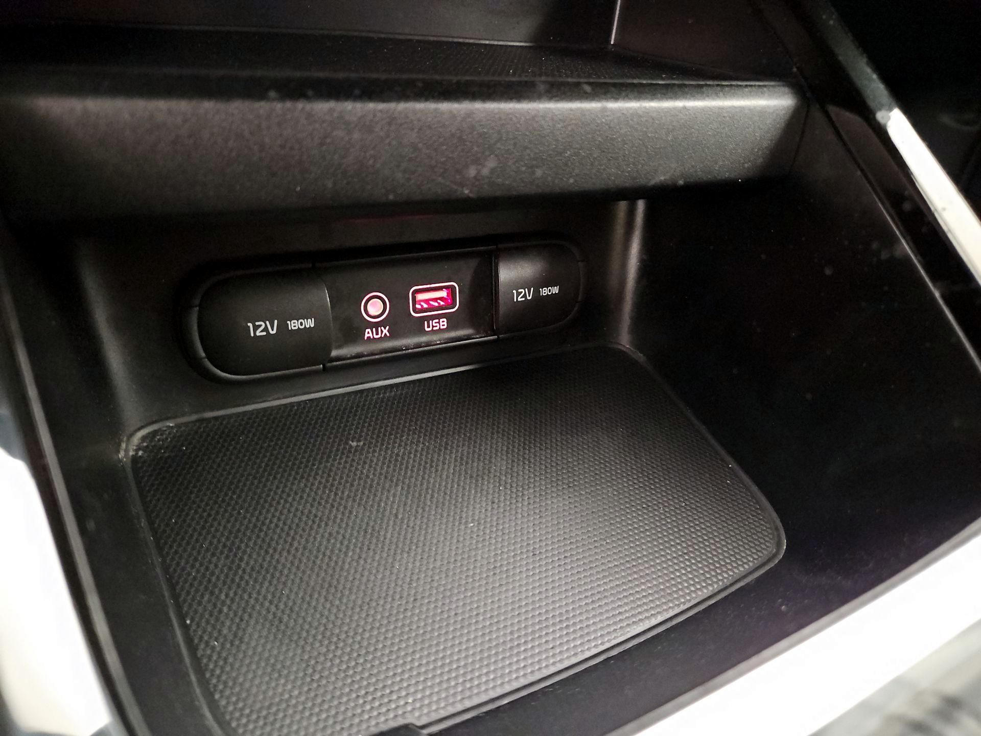 Thumbnail: 2021 Kia Forte - 18