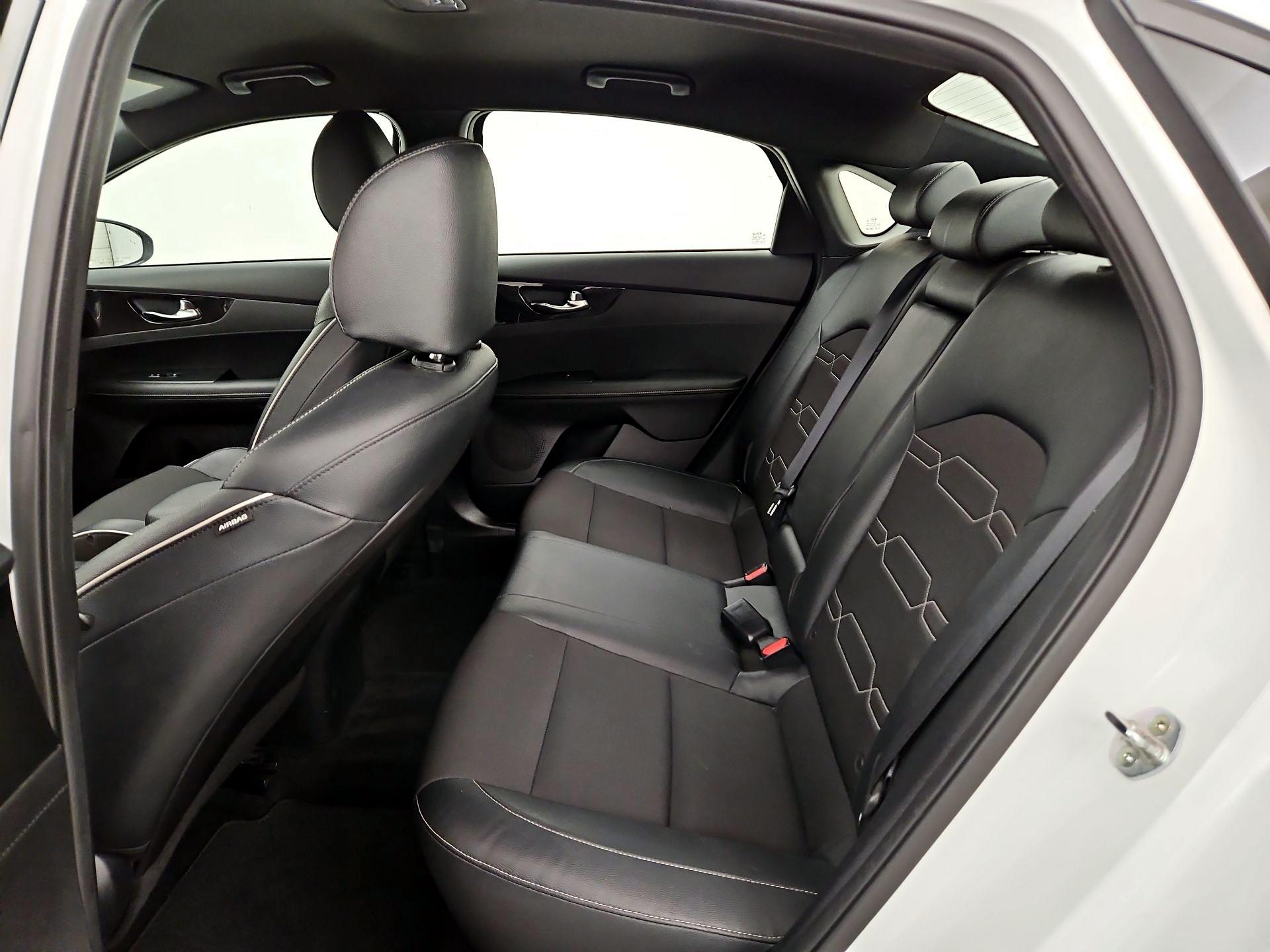 Thumbnail: 2021 Kia Forte - 19