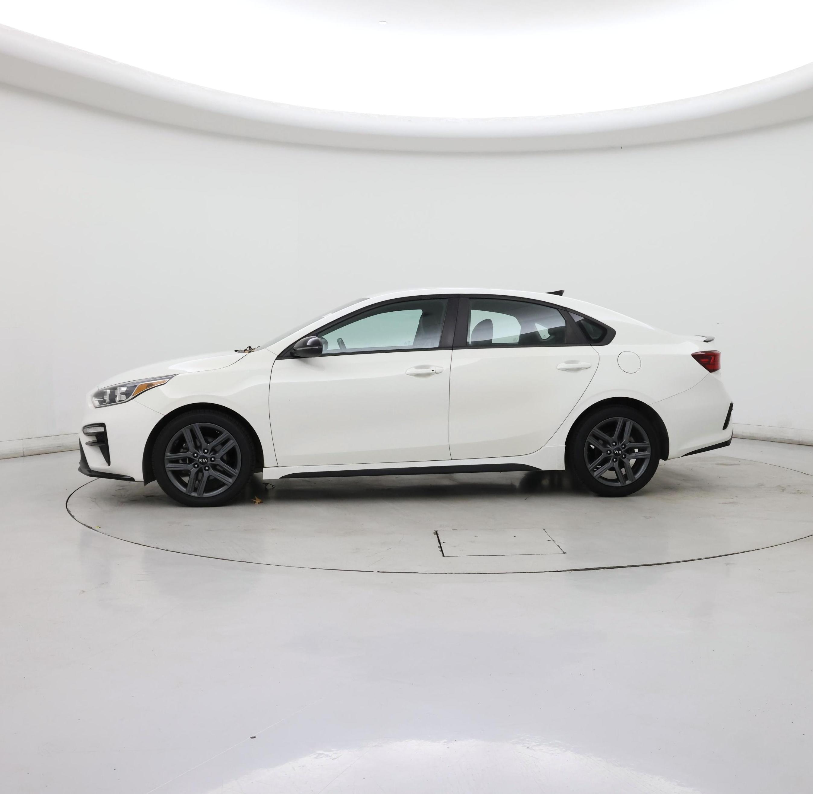 Thumbnail: 2021 Kia Forte - 3