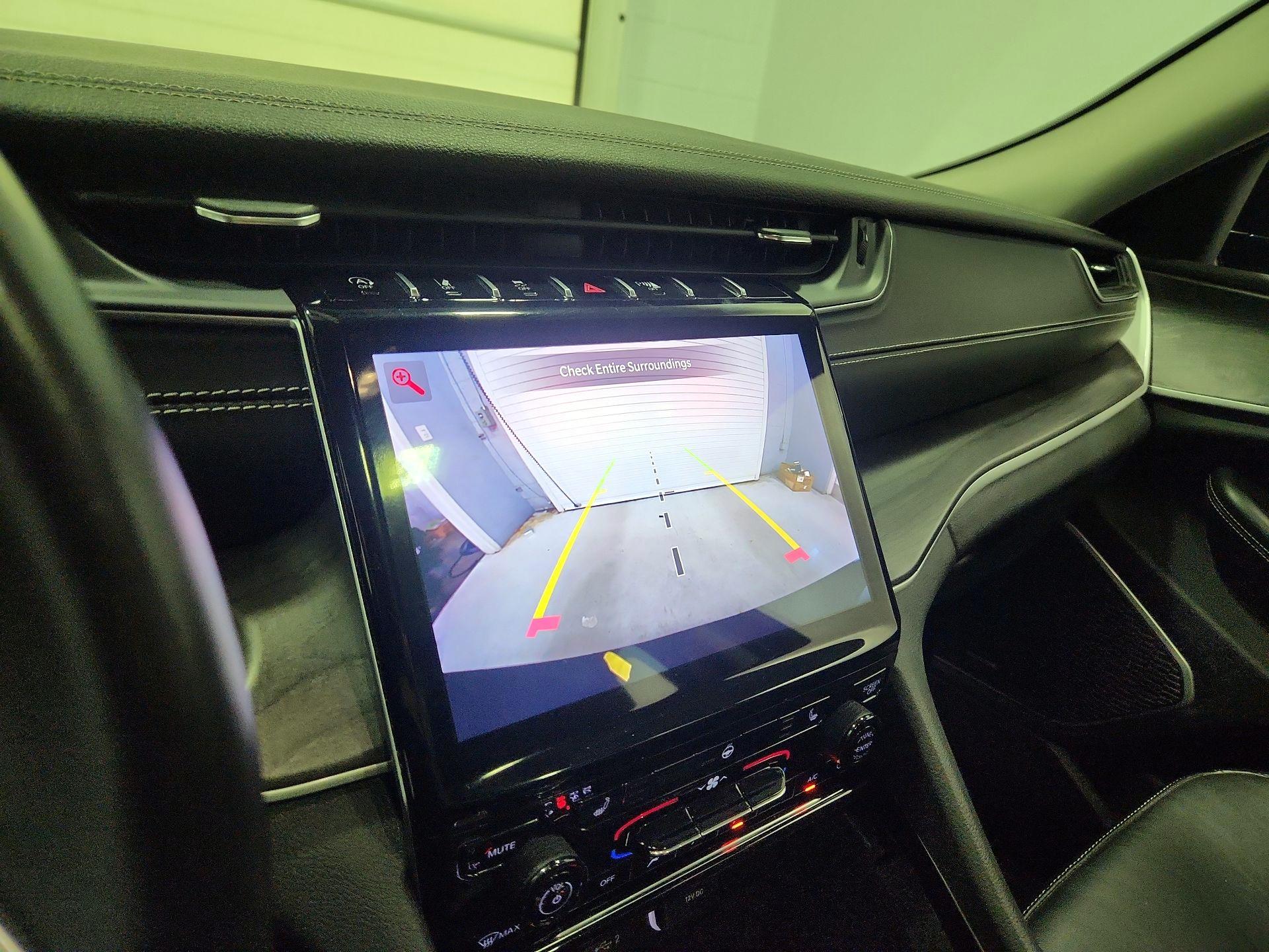 Thumbnail: 2022 Jeep Grand Cherokee L - 15