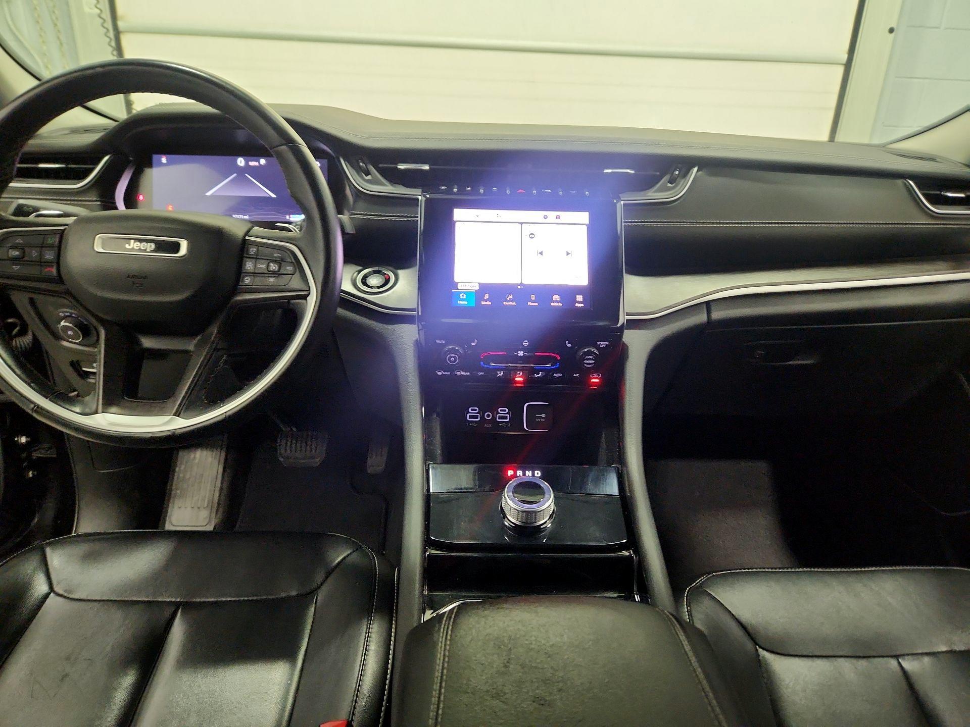 Thumbnail: 2022 Jeep Grand Cherokee L - 9