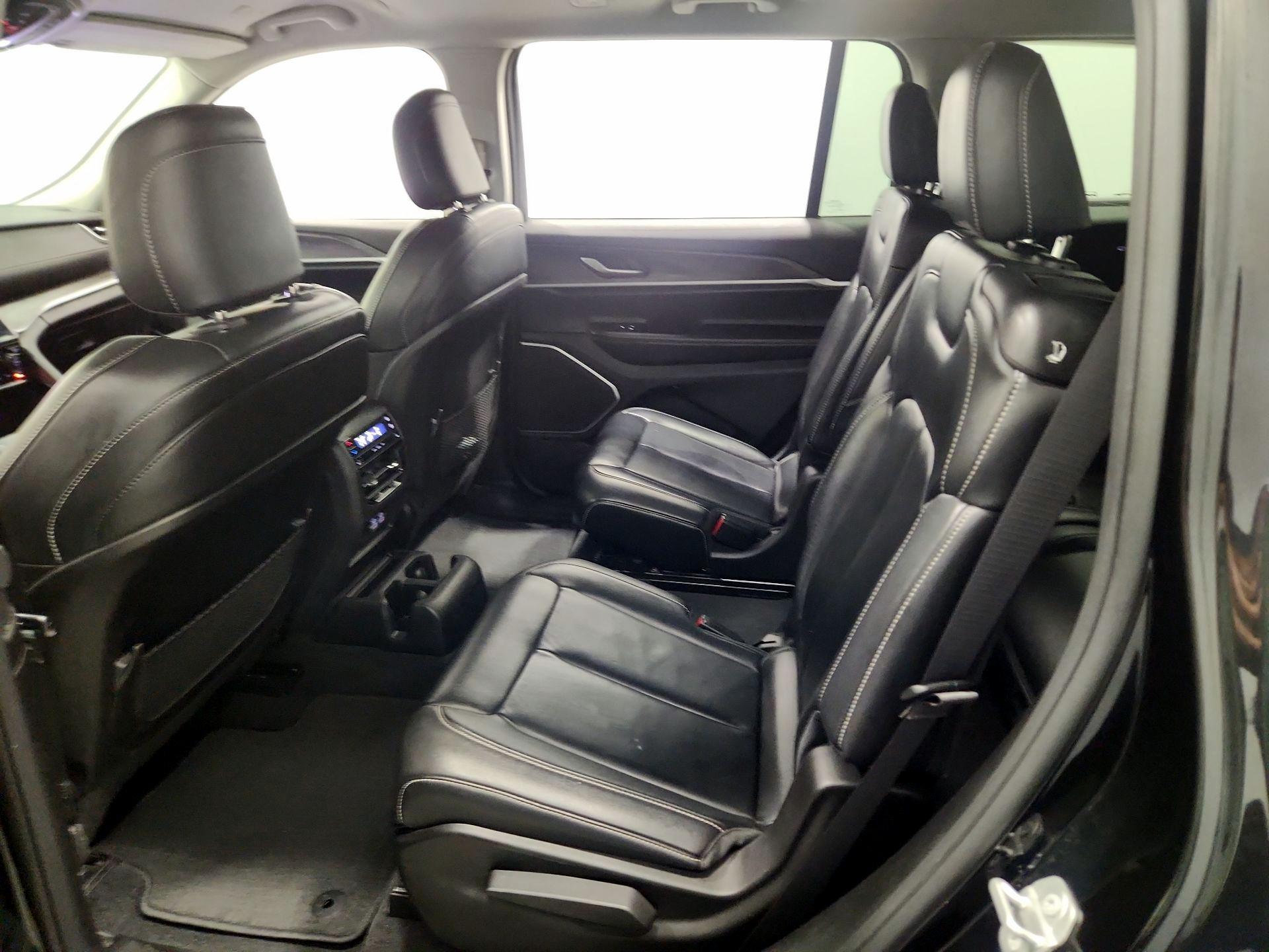 Thumbnail: 2022 Jeep Grand Cherokee L - 19