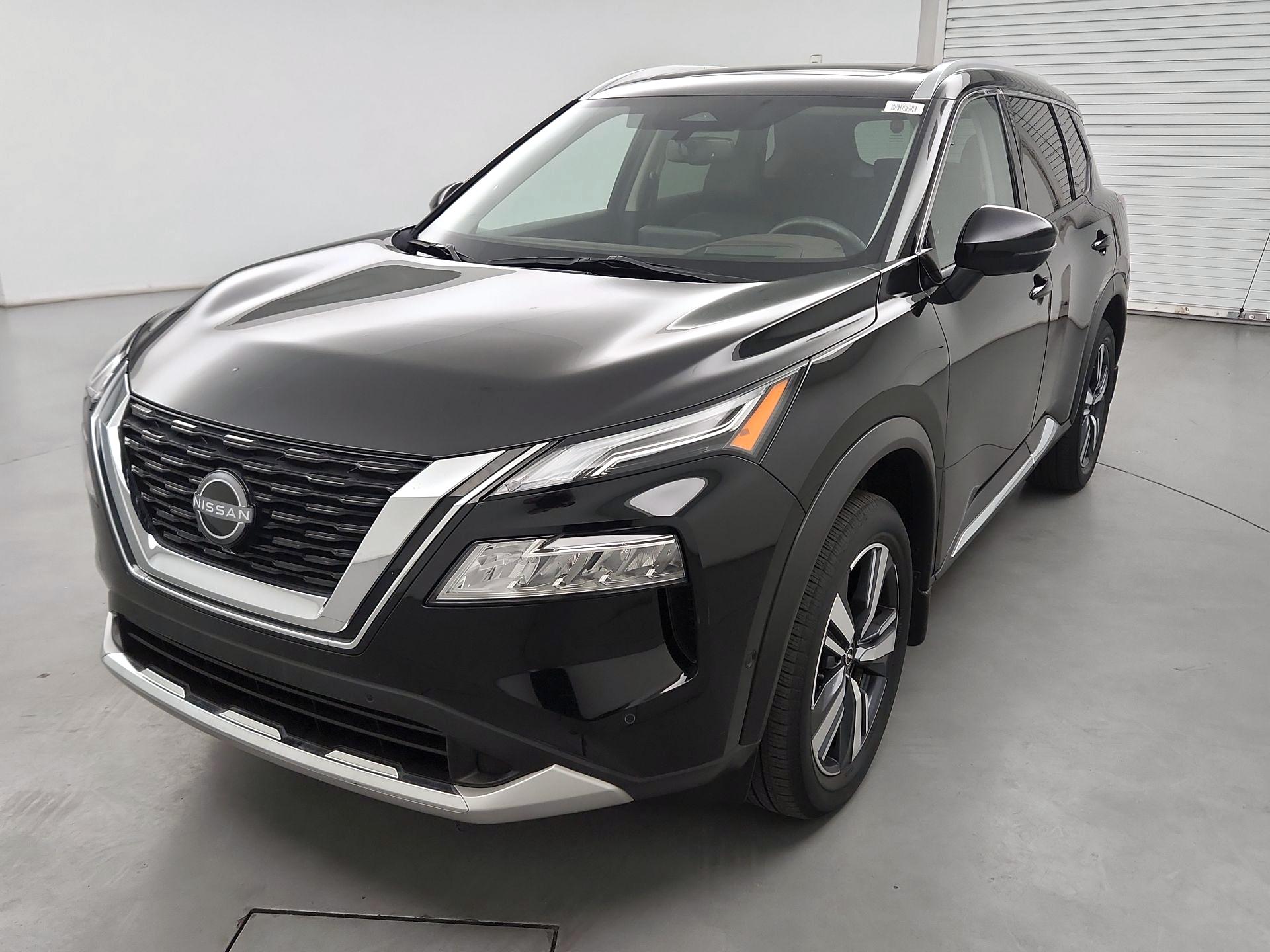 Thumbnail: 2023 Nissan Rogue - 3