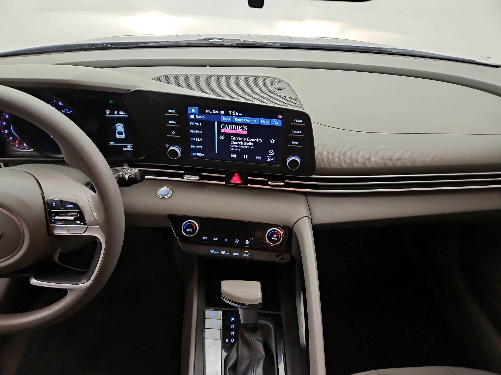 Thumbnail: 2023 Hyundai Elantra - 9