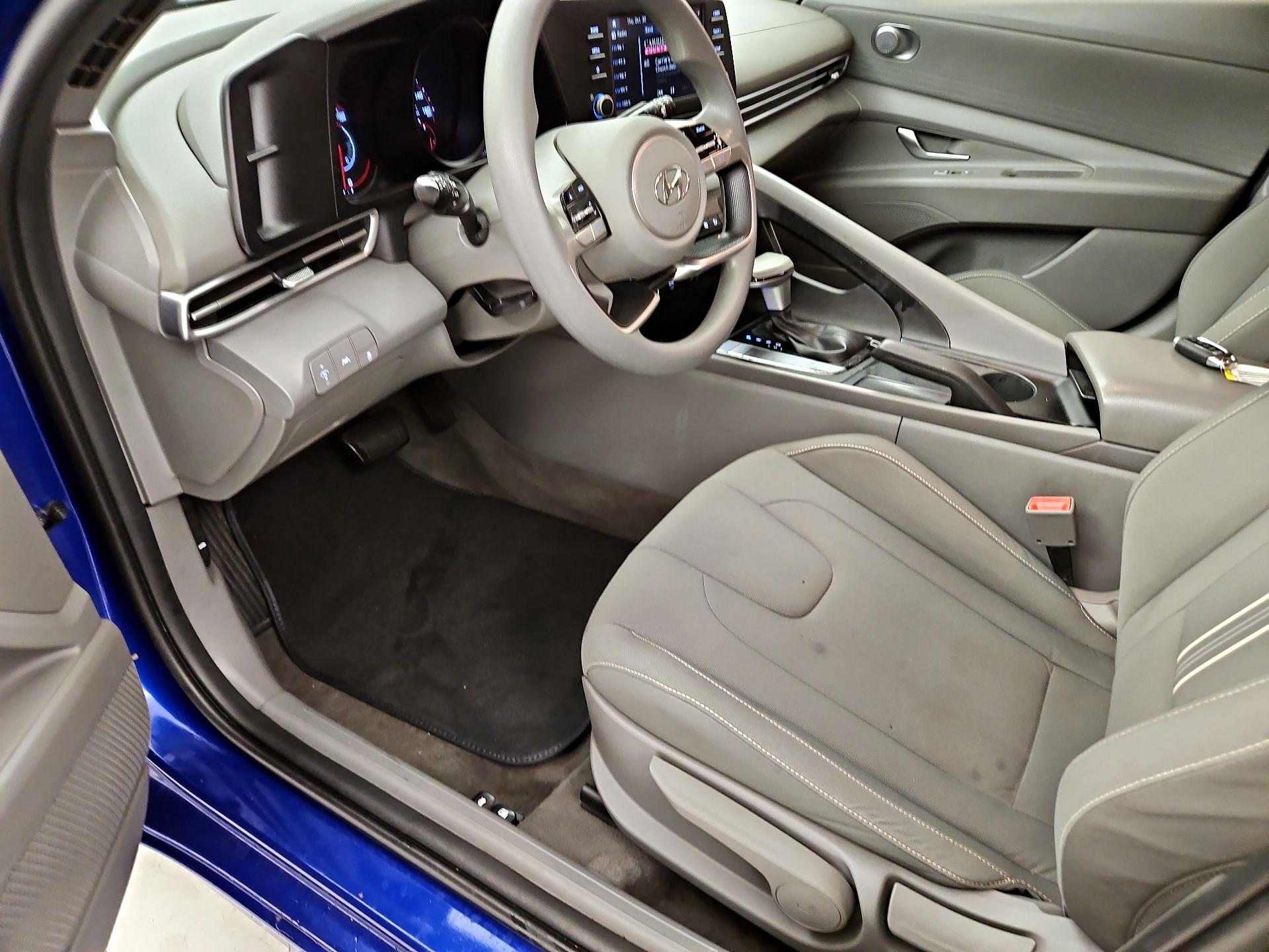 Thumbnail: 2023 Hyundai Elantra - 11