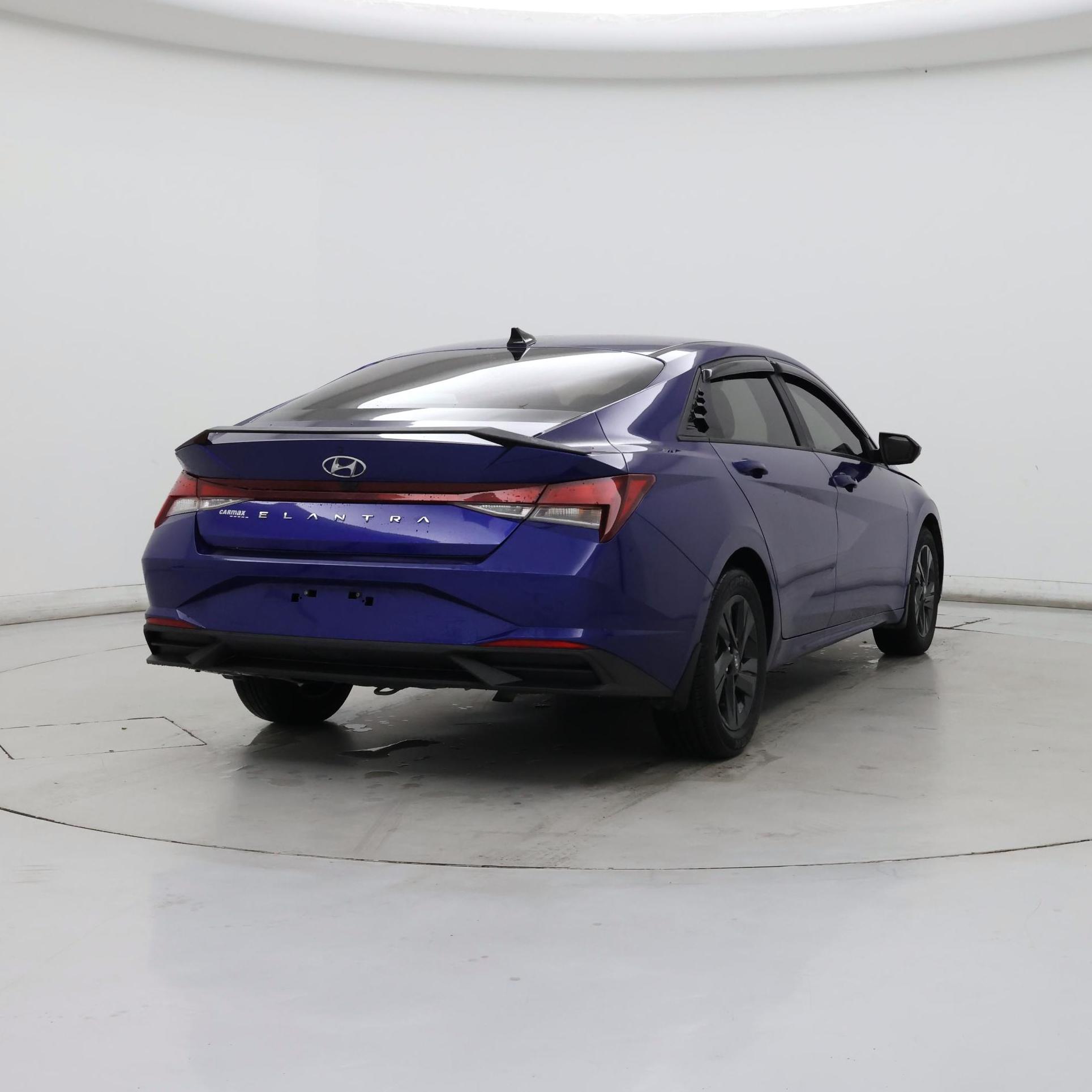 Thumbnail: 2023 Hyundai Elantra - 8