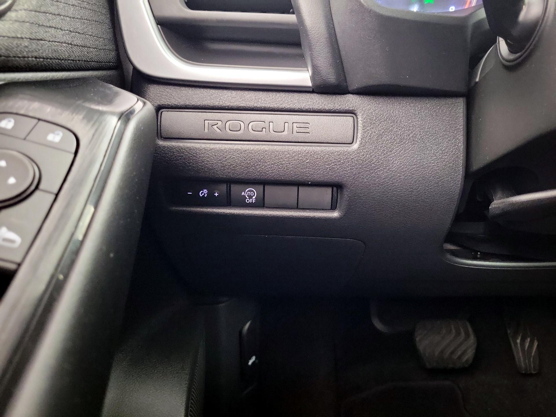 Thumbnail: 2023 Nissan Rogue - 13