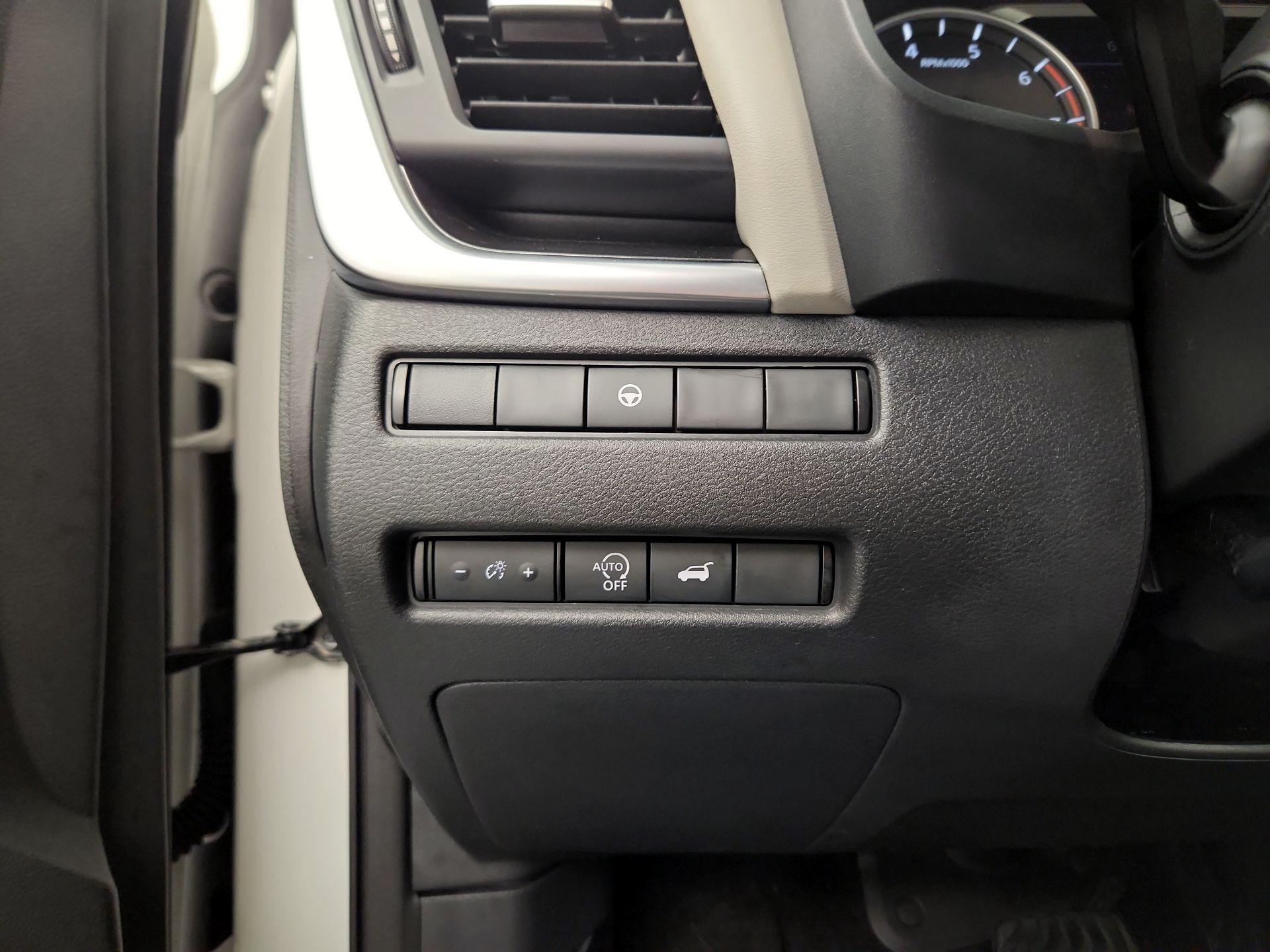 Thumbnail: 2023 Nissan Rogue - 11