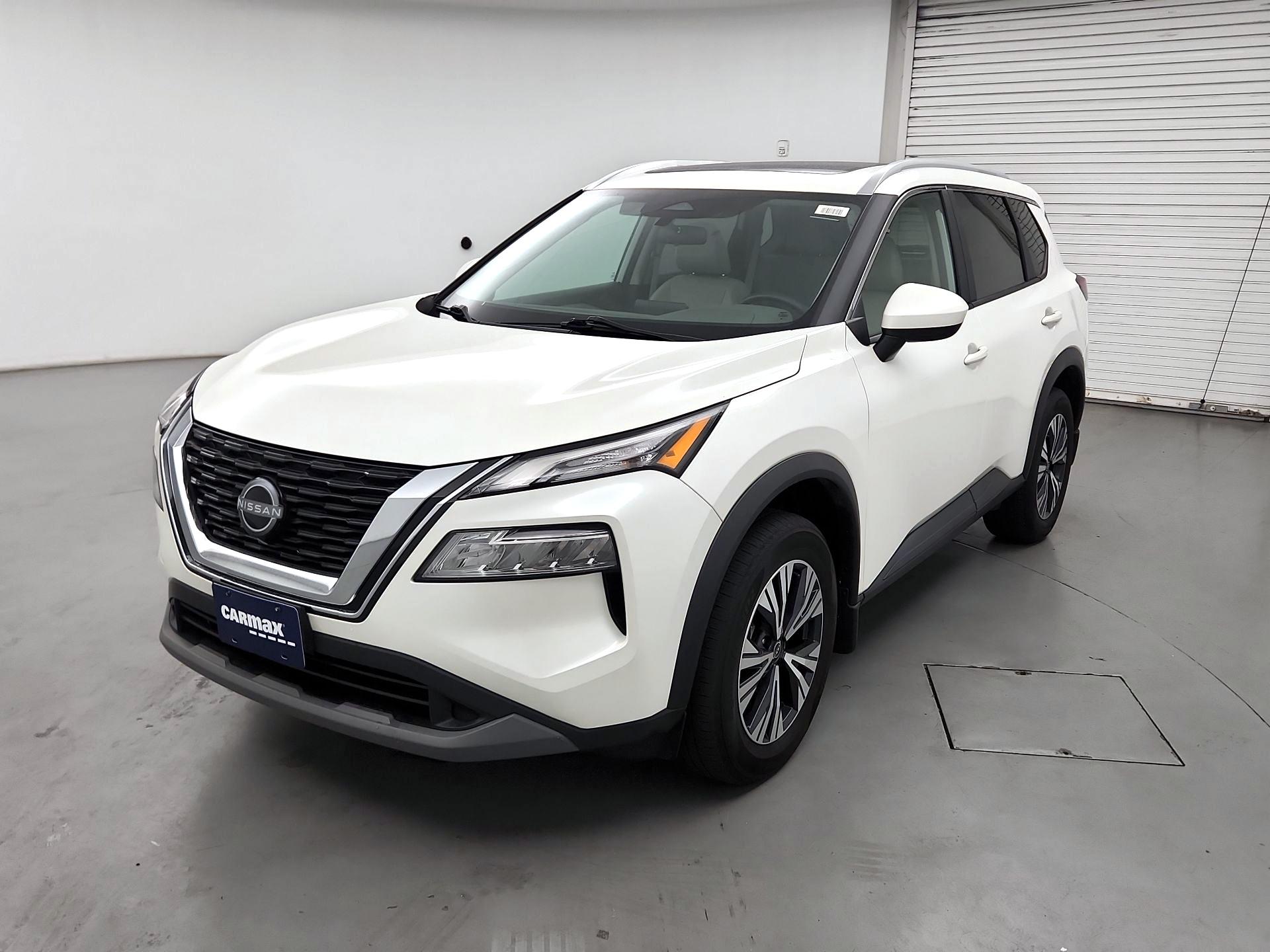 Thumbnail: 2023 Nissan Rogue - 3