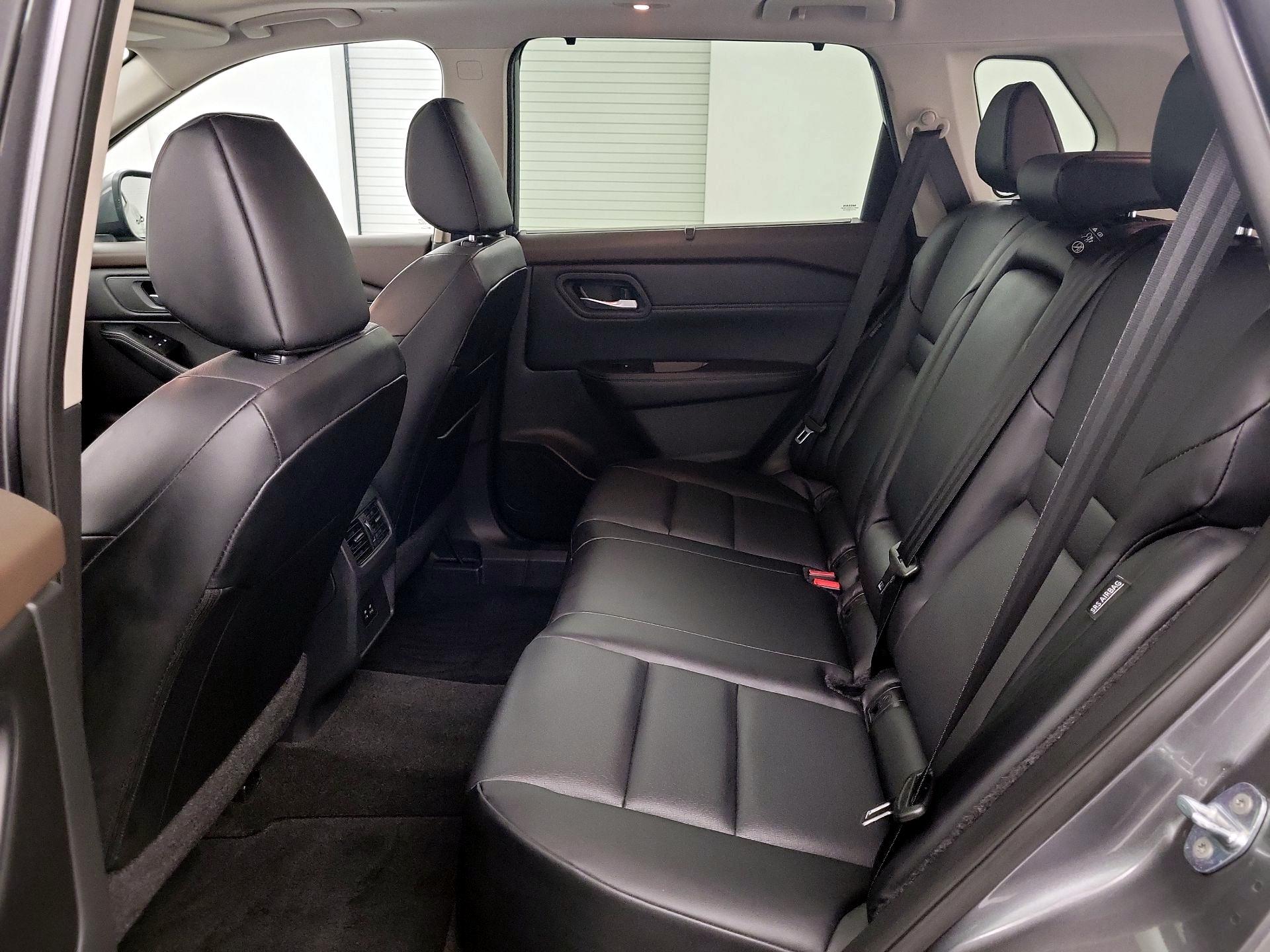 Thumbnail: 2023 Nissan Rogue - 19