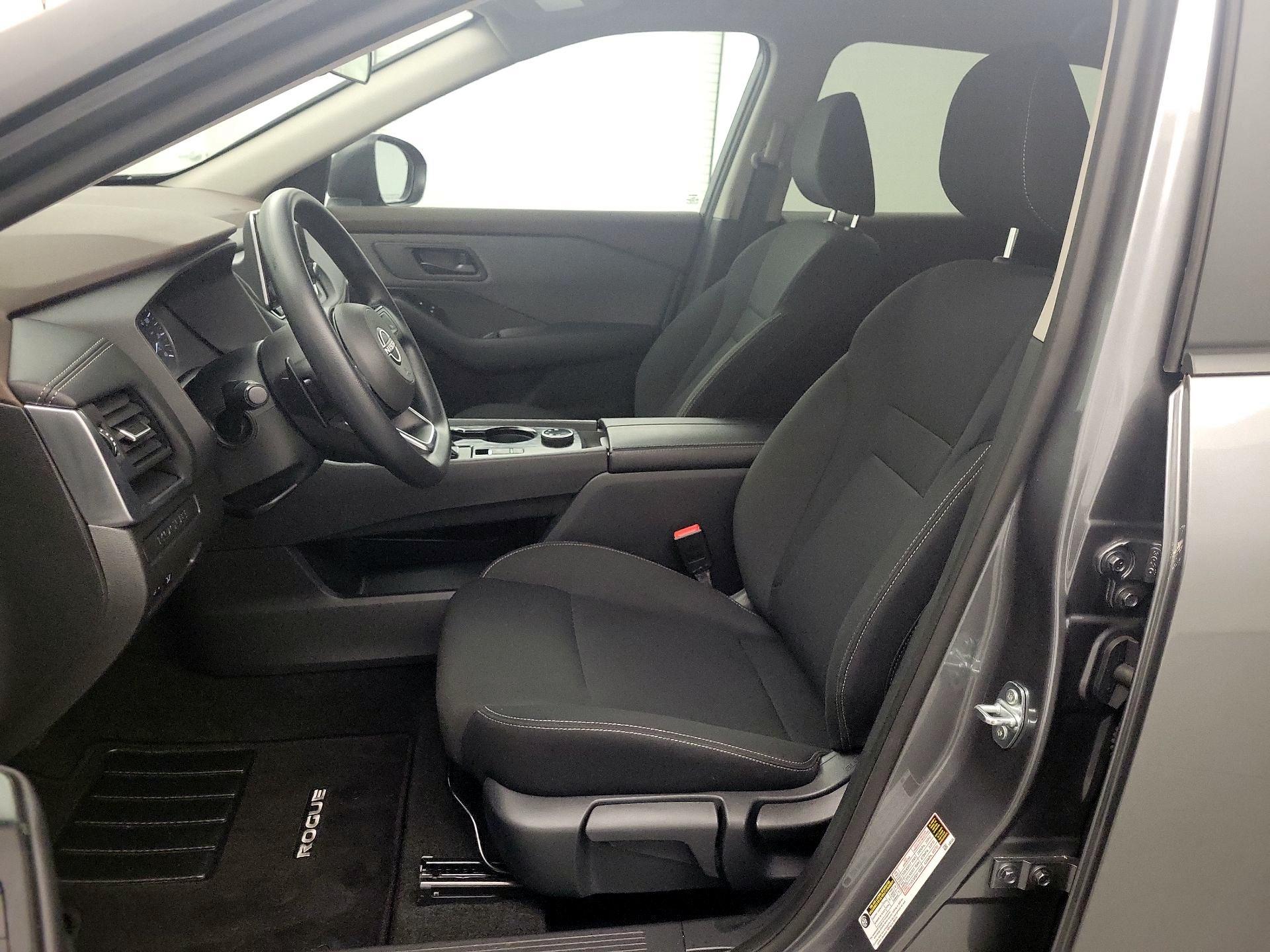 Thumbnail: 2023 Nissan Rogue - 11