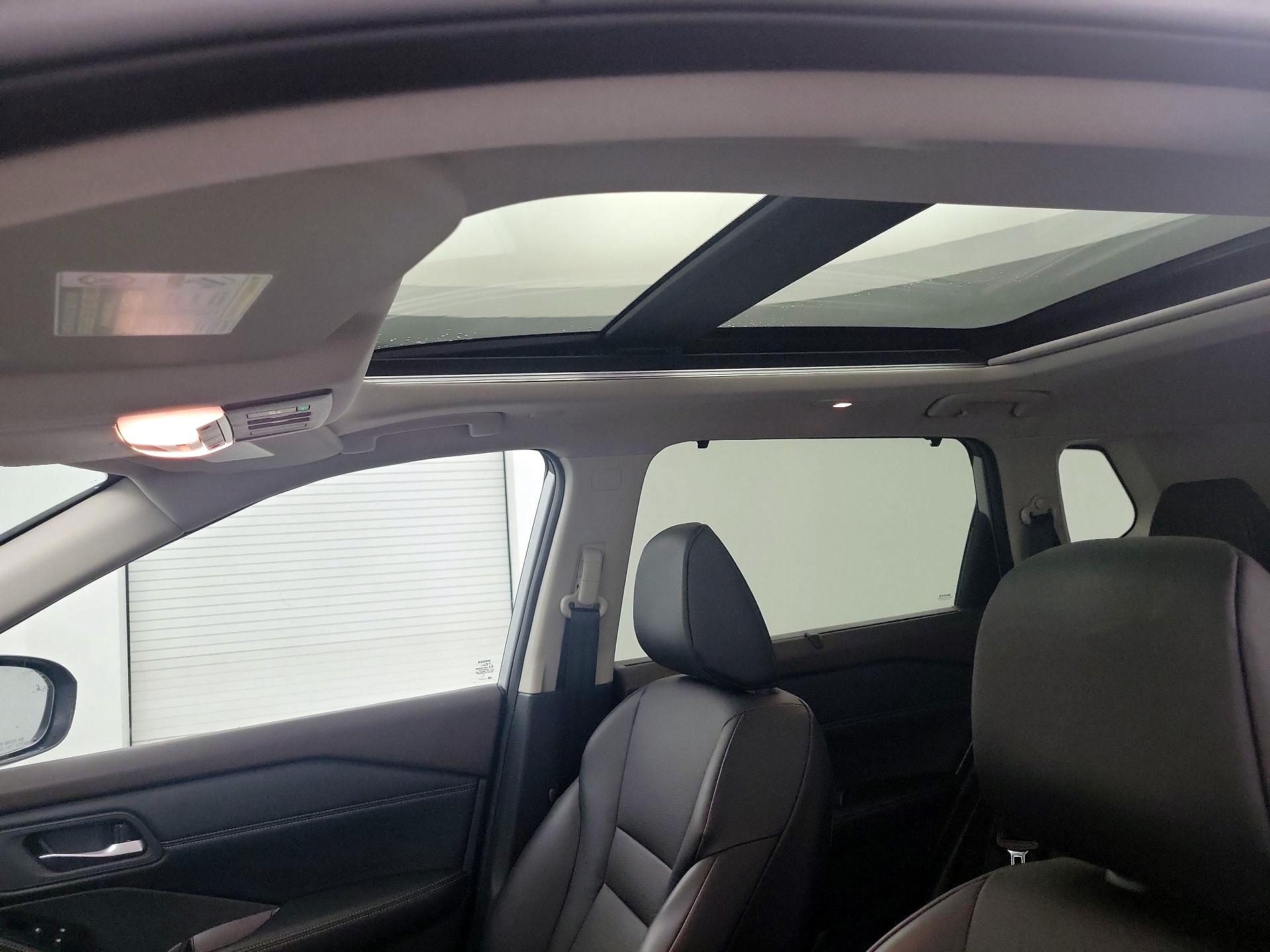 Thumbnail: 2023 Nissan Rogue - 19