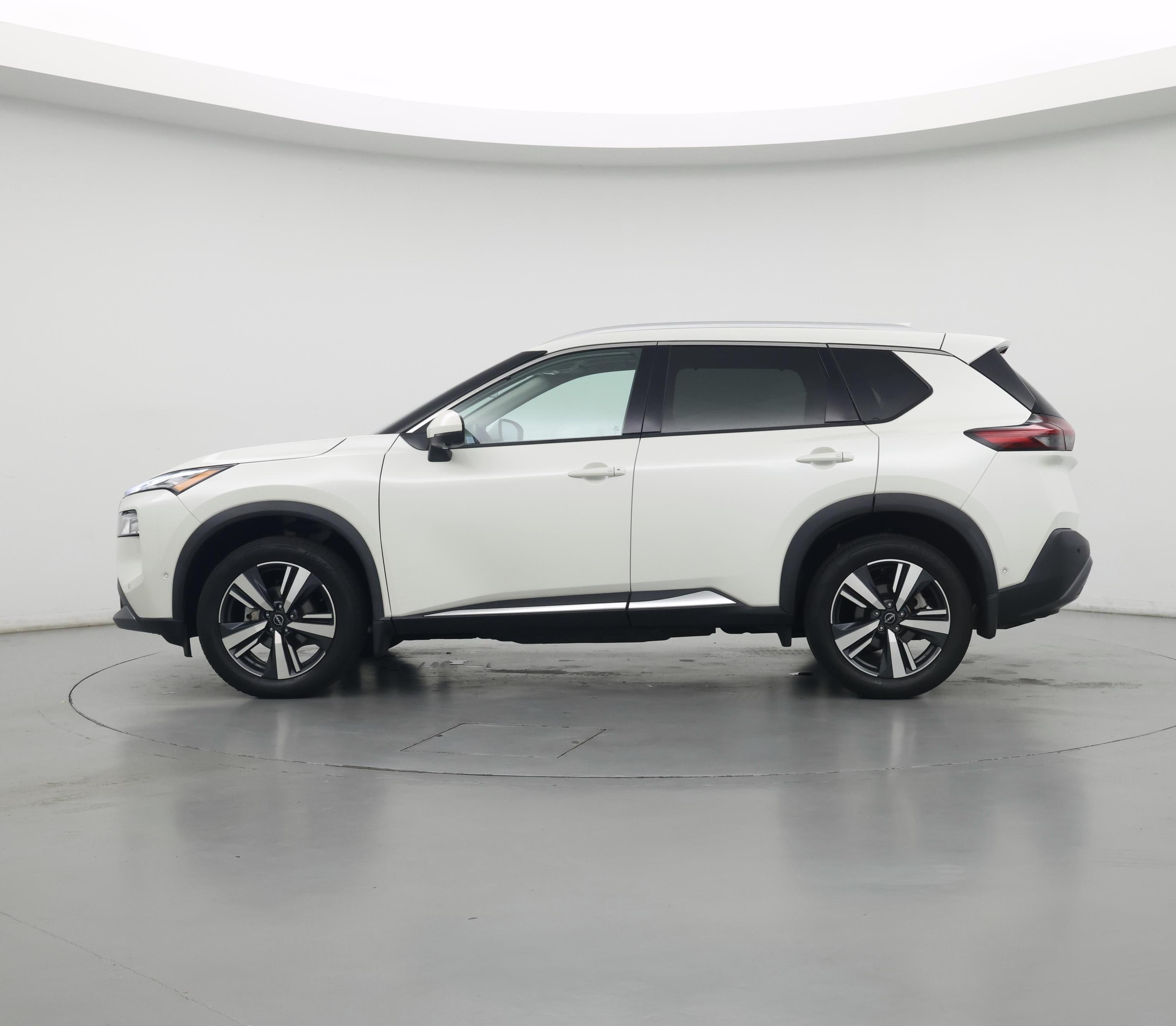 Thumbnail: 2023 Nissan Rogue - 5
