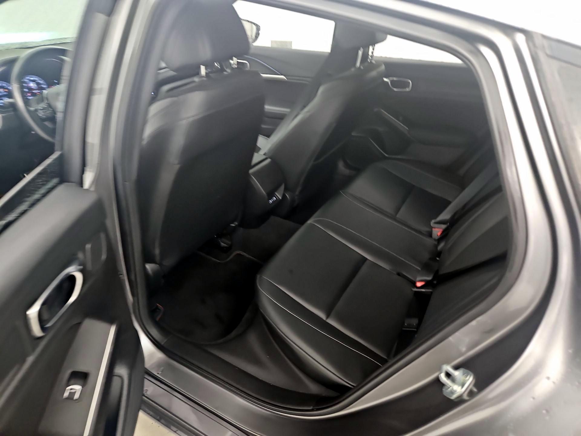 Thumbnail: 2023 Acura Integra - 19