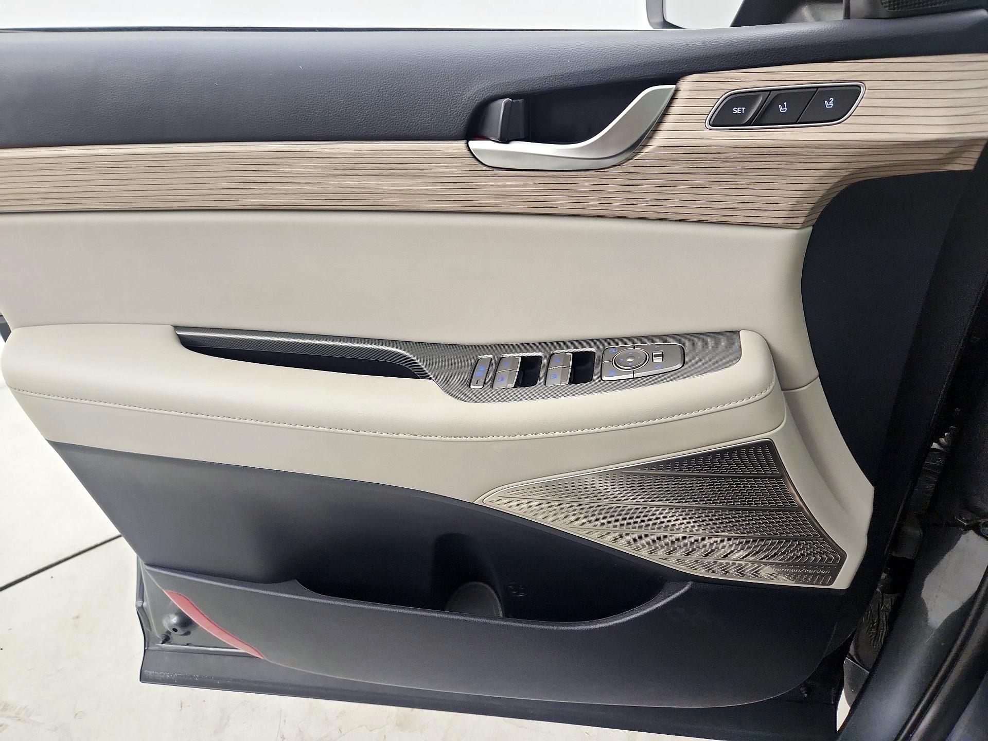 Thumbnail: 2022 Hyundai Palisade - 12