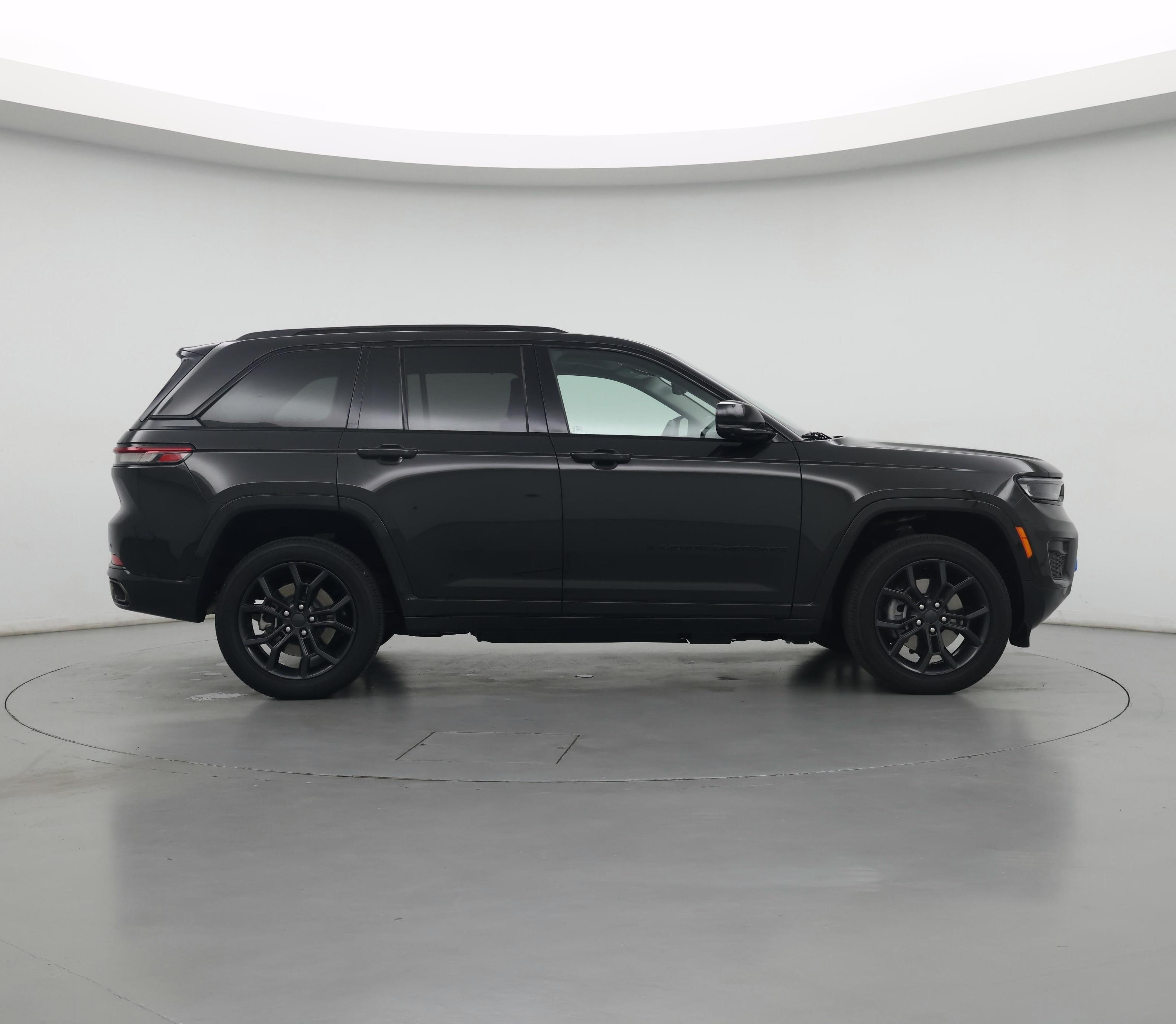Thumbnail: 2023 Jeep Grand Cherokee - 7