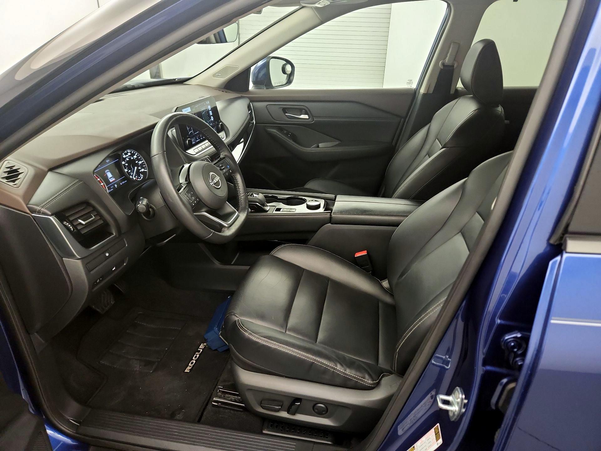 Thumbnail: 2023 Nissan Rogue - 9