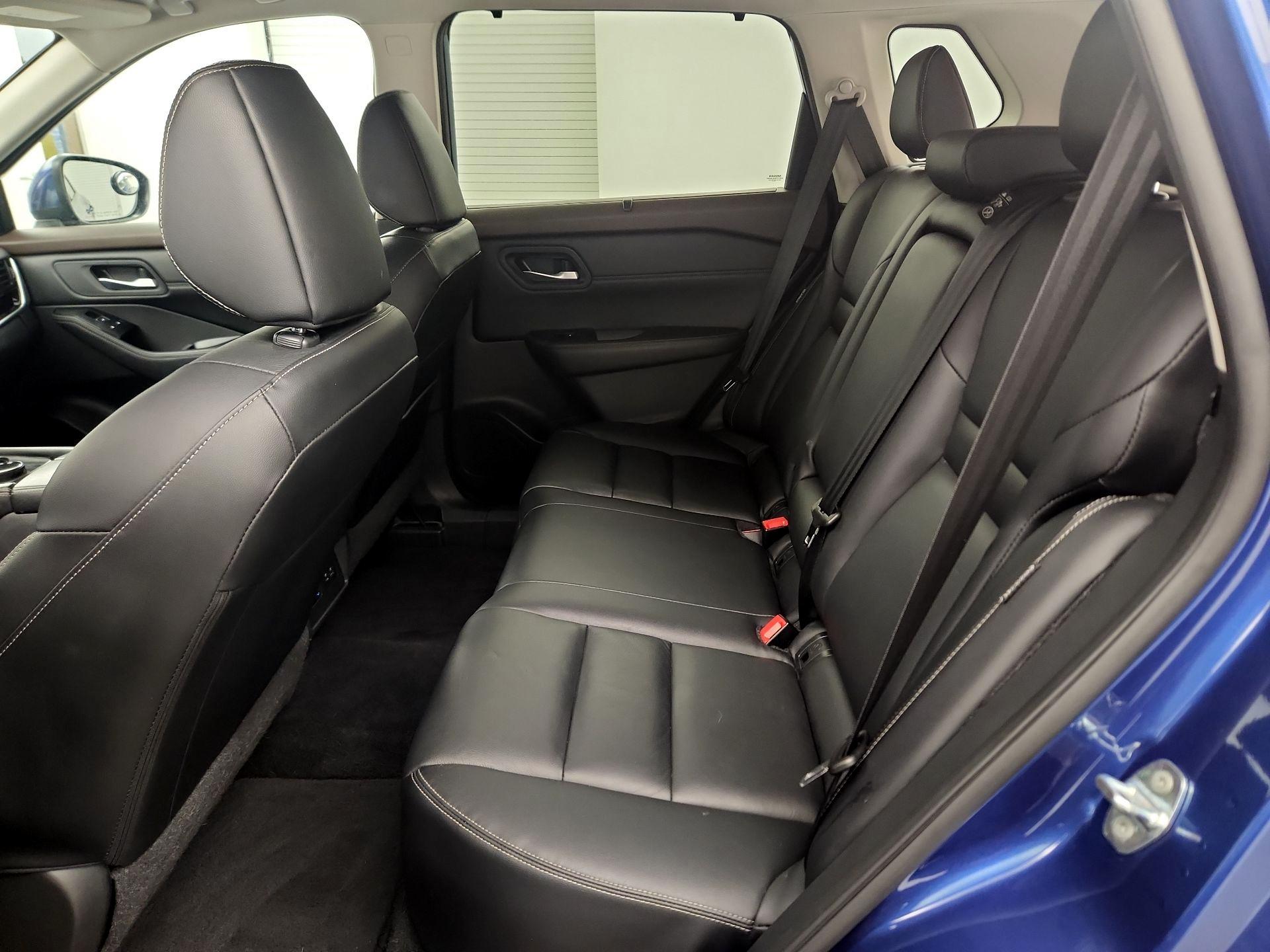 Thumbnail: 2023 Nissan Rogue - 18