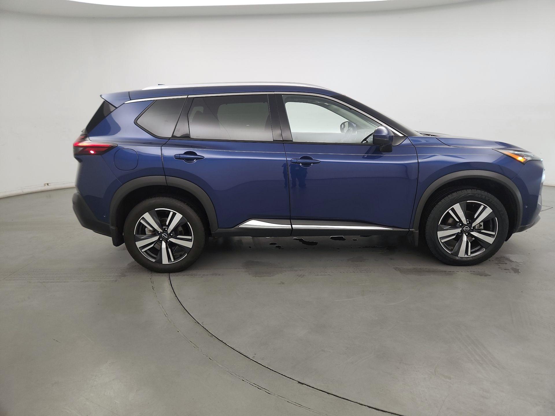 Thumbnail: 2023 Nissan Rogue - 4