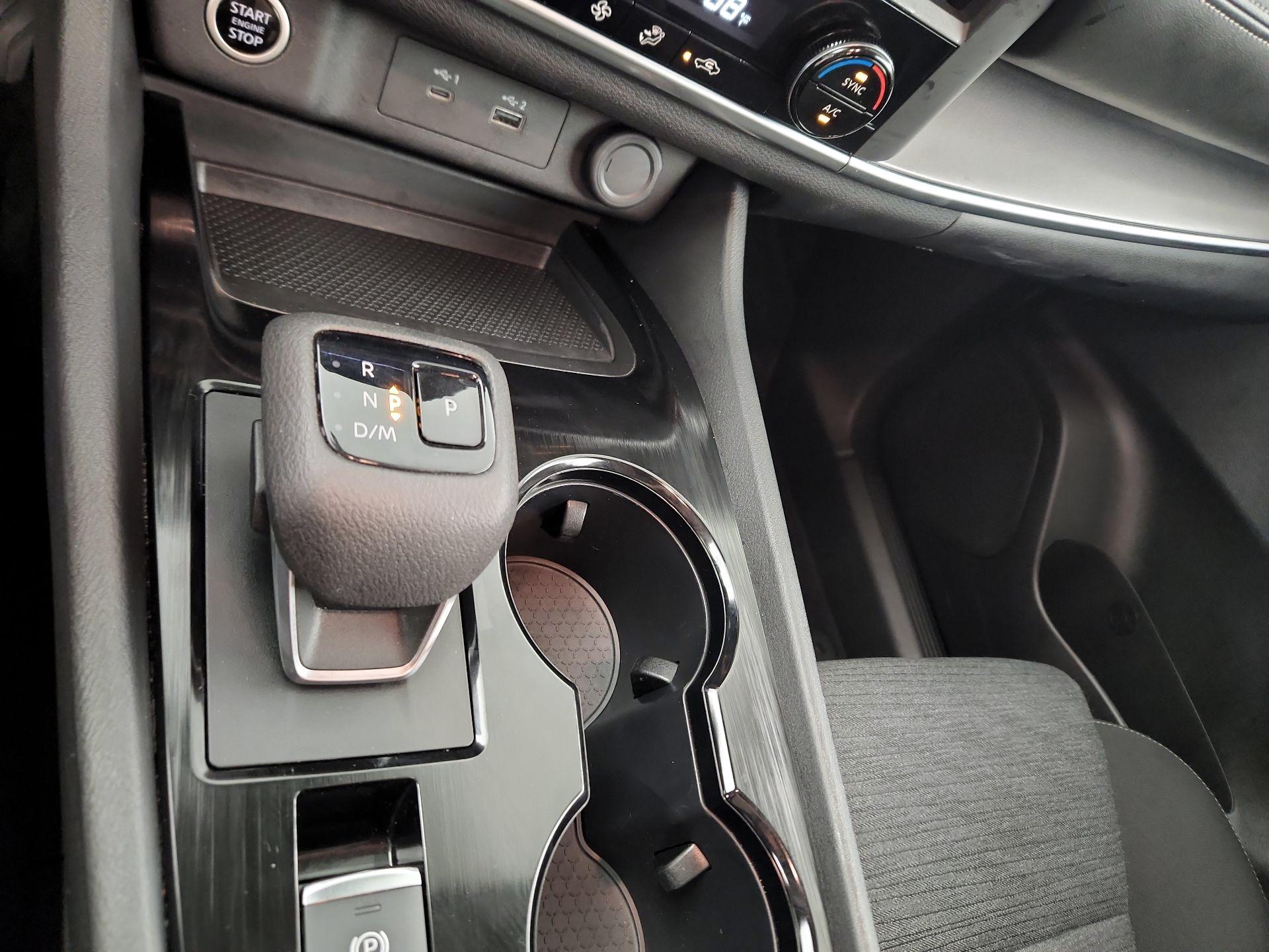 Thumbnail: 2023 Nissan Rogue - 15