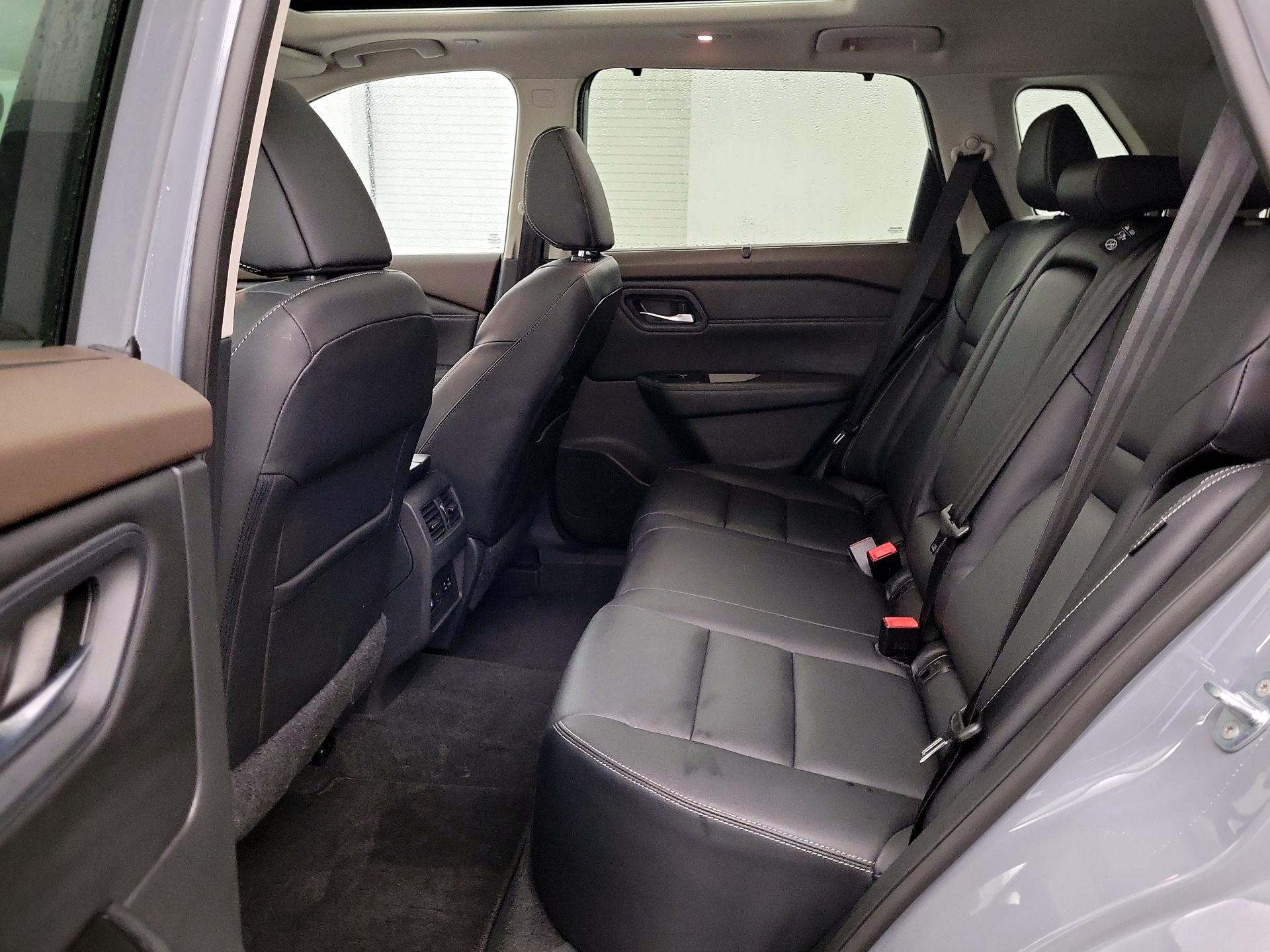 Thumbnail: 2022 Nissan Rogue - 18