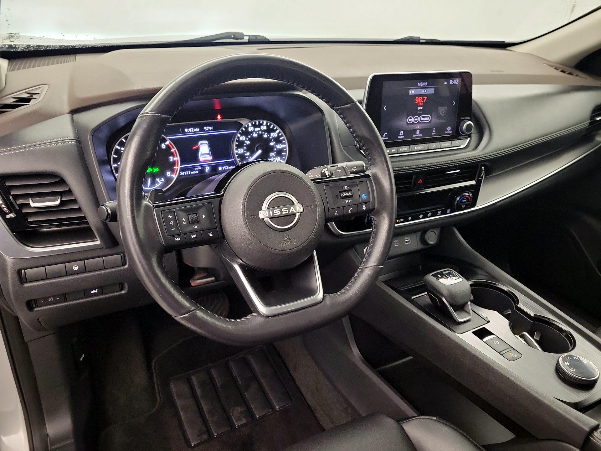 Thumbnail: 2023 Nissan Rogue - 9