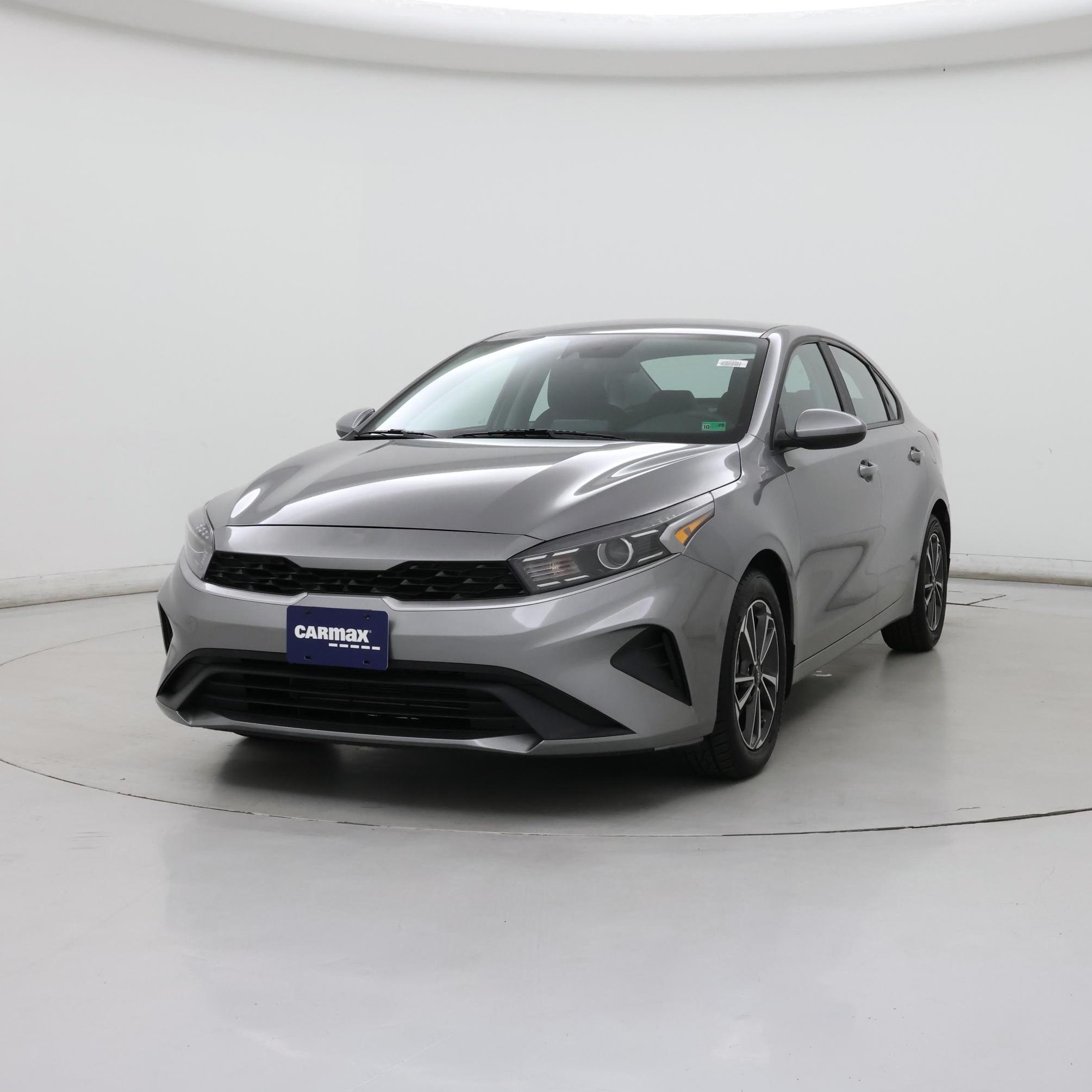 Thumbnail: 2022 Kia Forte - 4