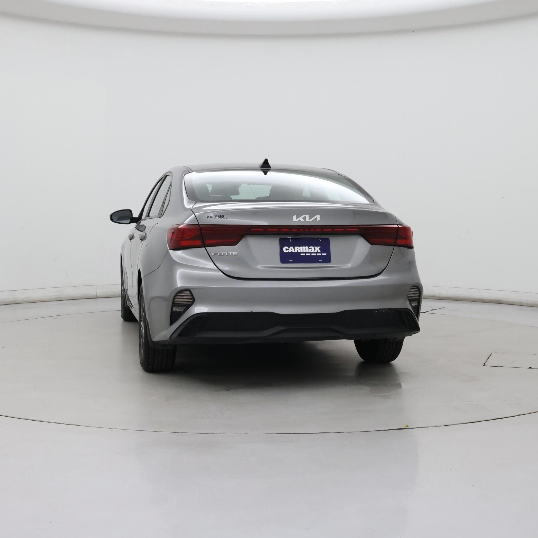Thumbnail: 2022 Kia Forte - 6