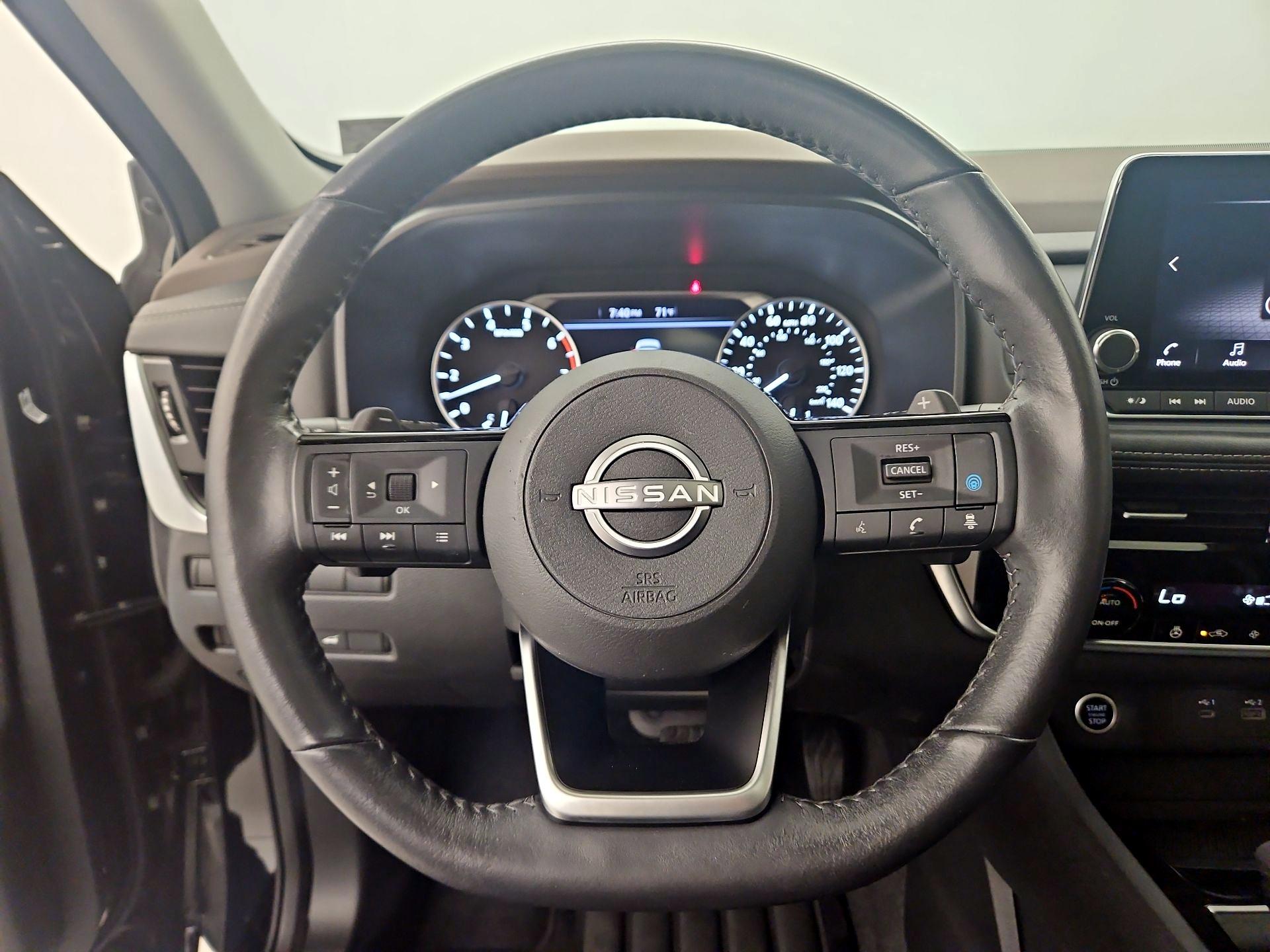 Thumbnail: 2022 Nissan Rogue - 10
