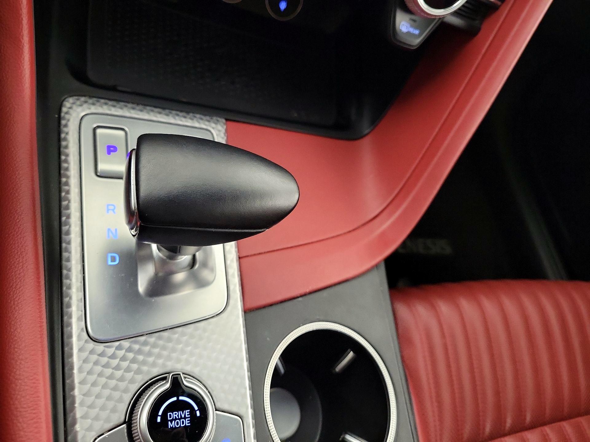 Thumbnail: 2023 Genesis G70 - 16