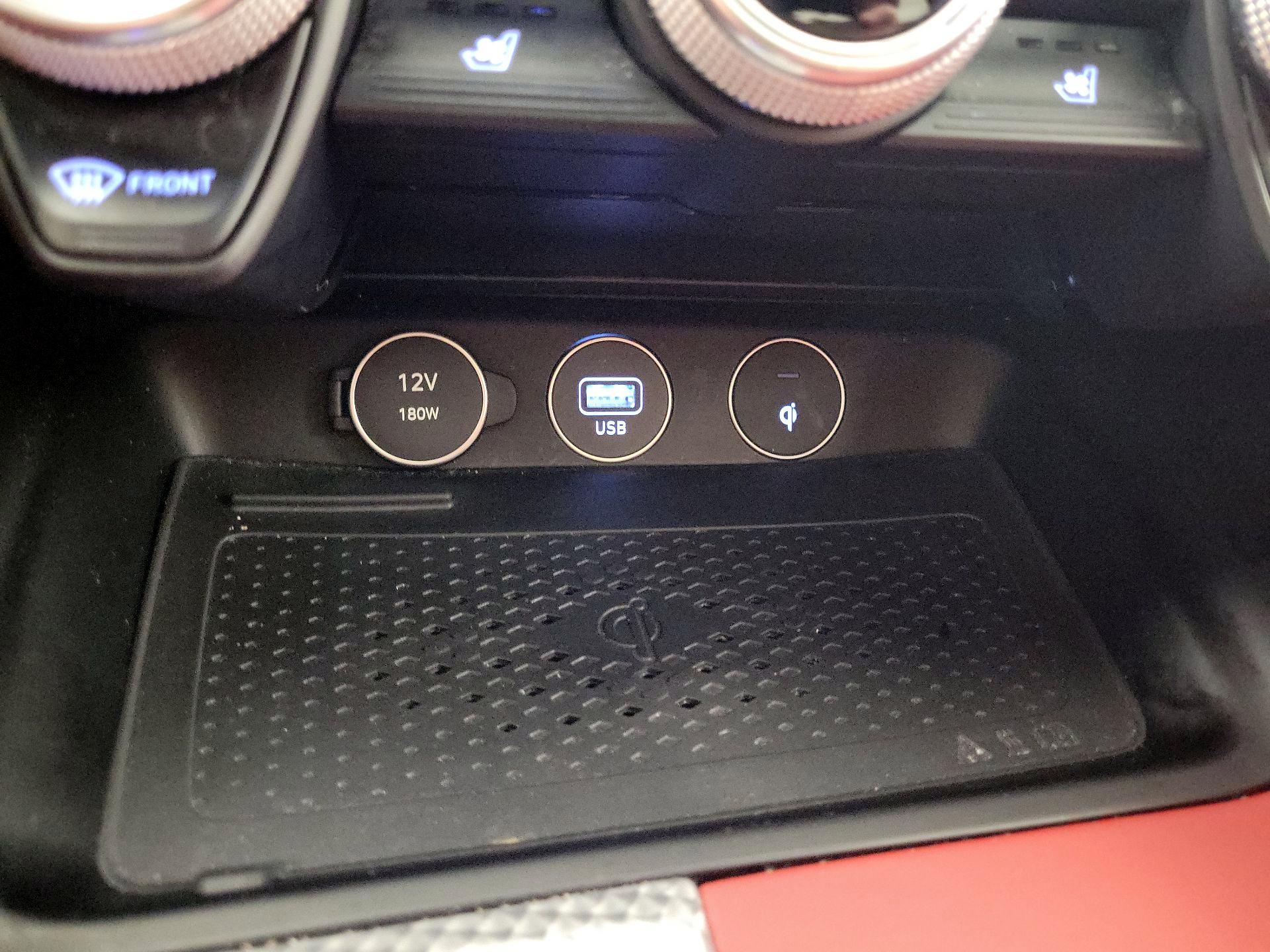 Thumbnail: 2023 Genesis G70 - 17