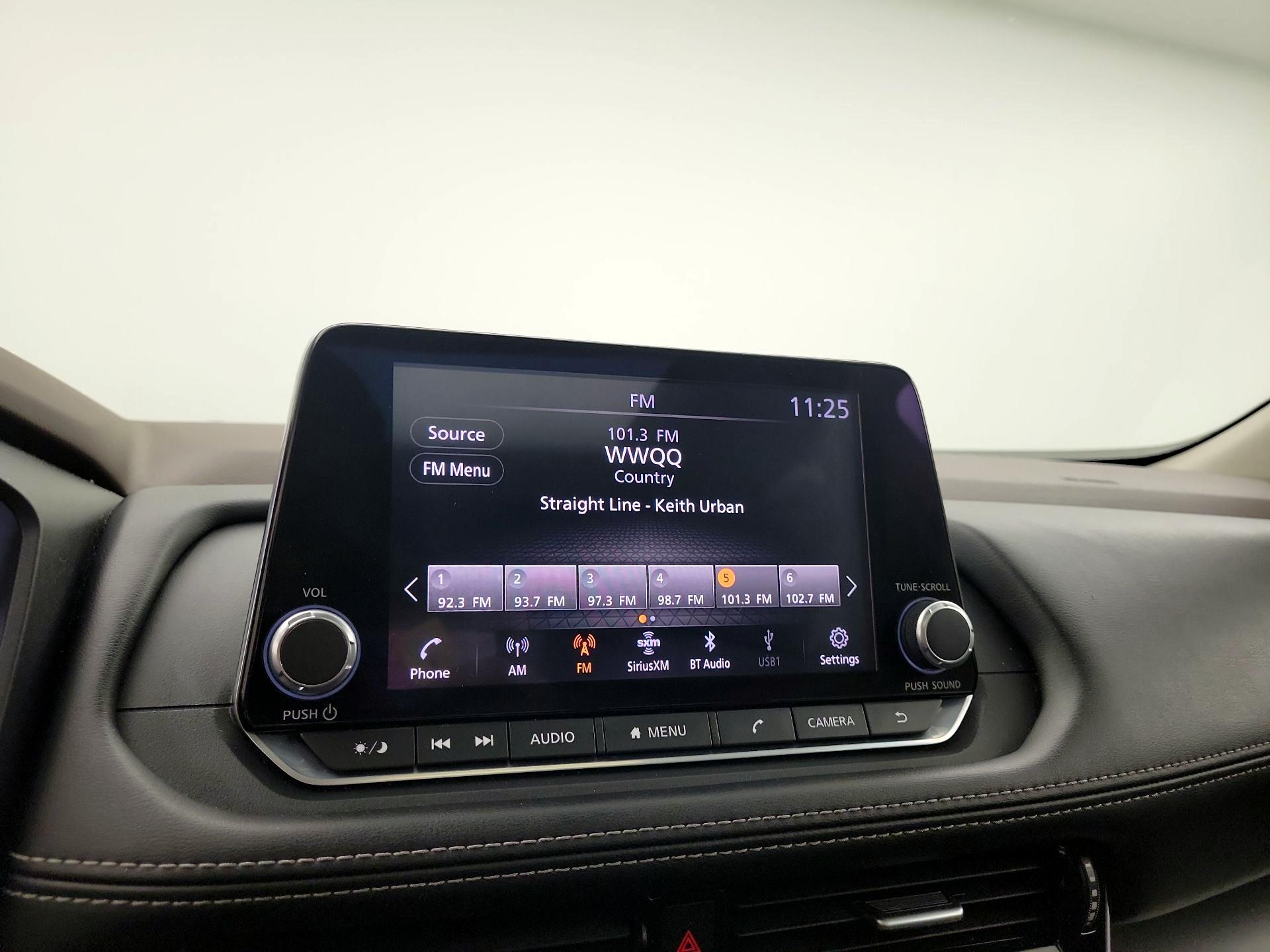 Thumbnail: 2022 Nissan Rogue - 15