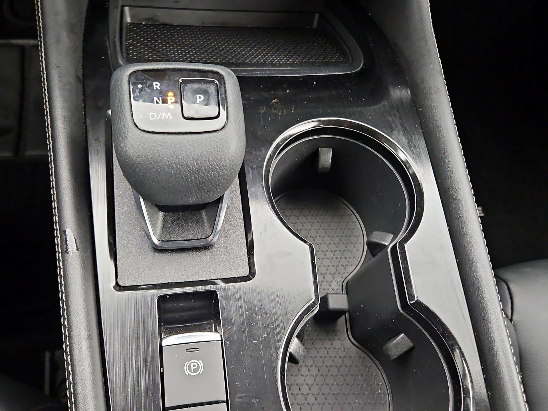 Thumbnail: 2022 Nissan Rogue - 17