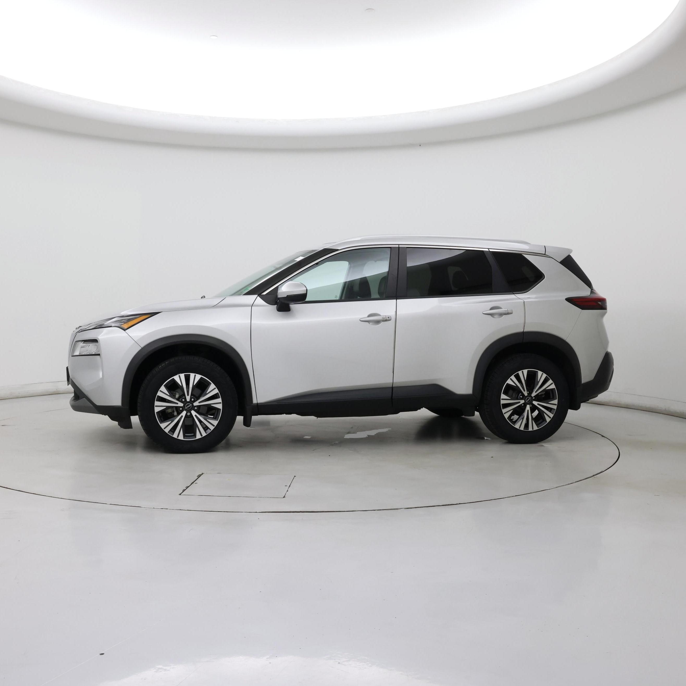 Thumbnail: 2022 Nissan Rogue - 3