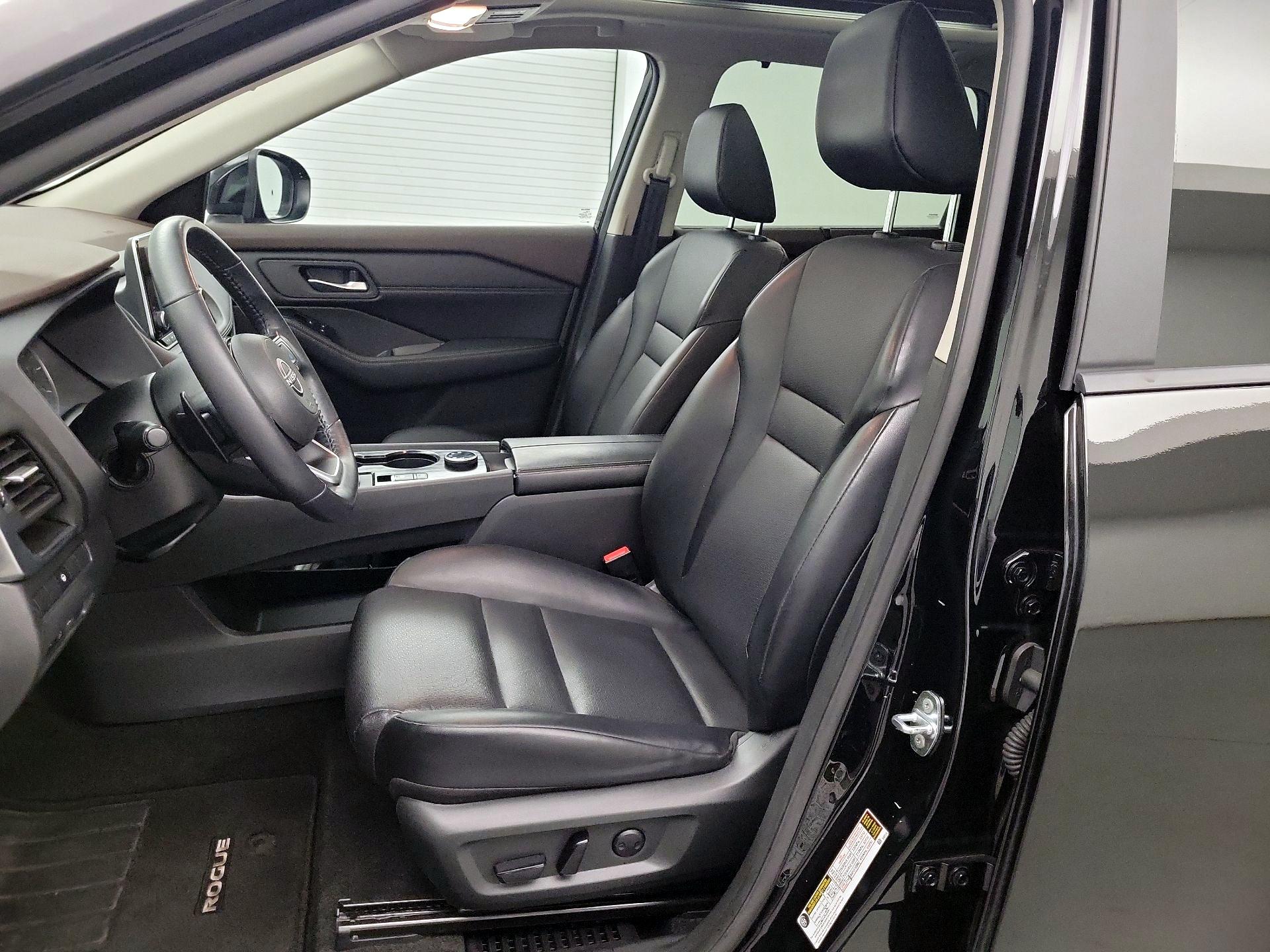 Thumbnail: 2023 Nissan Rogue - 11