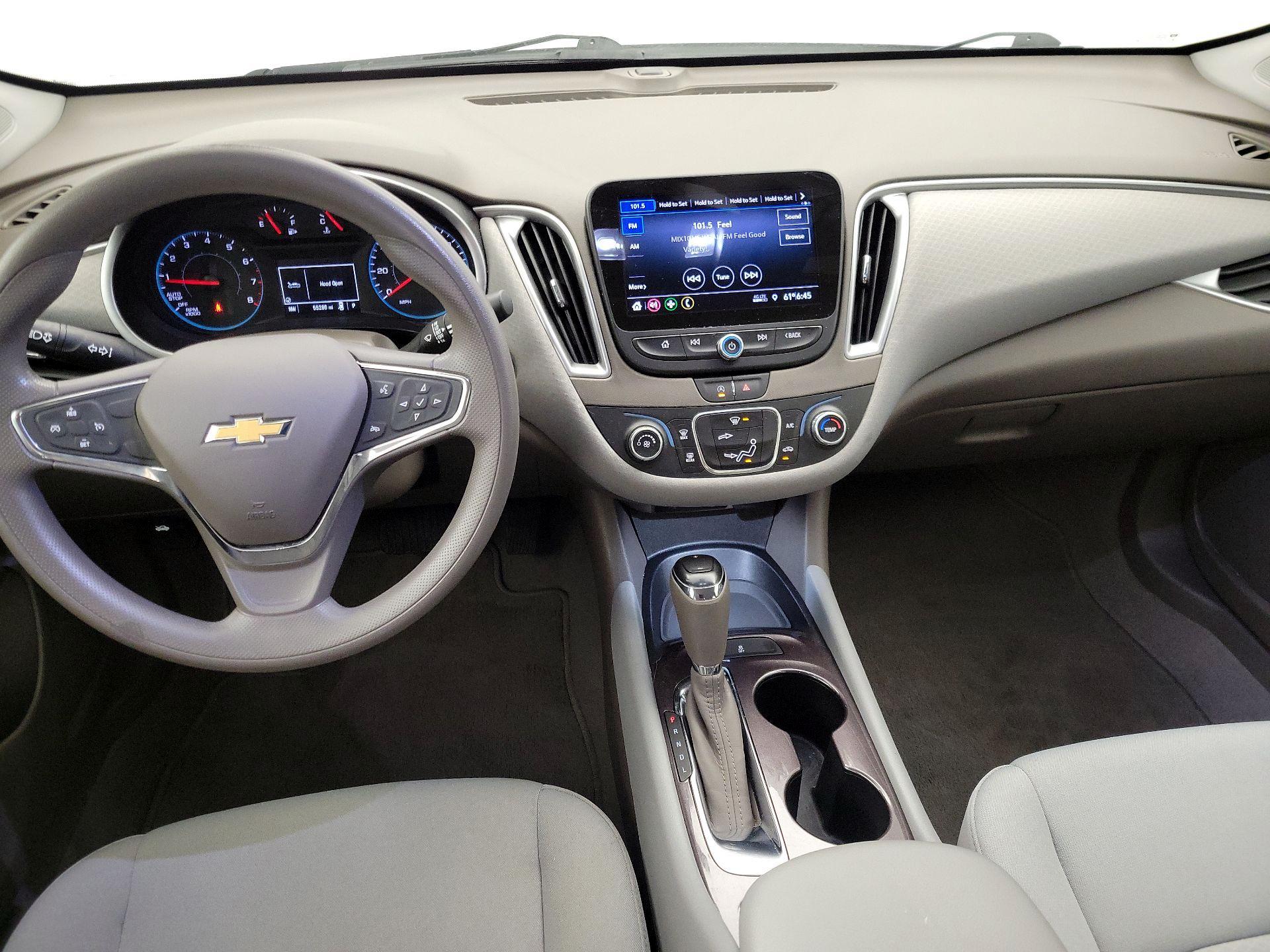 Thumbnail: 2020 Chevrolet Malibu - 9