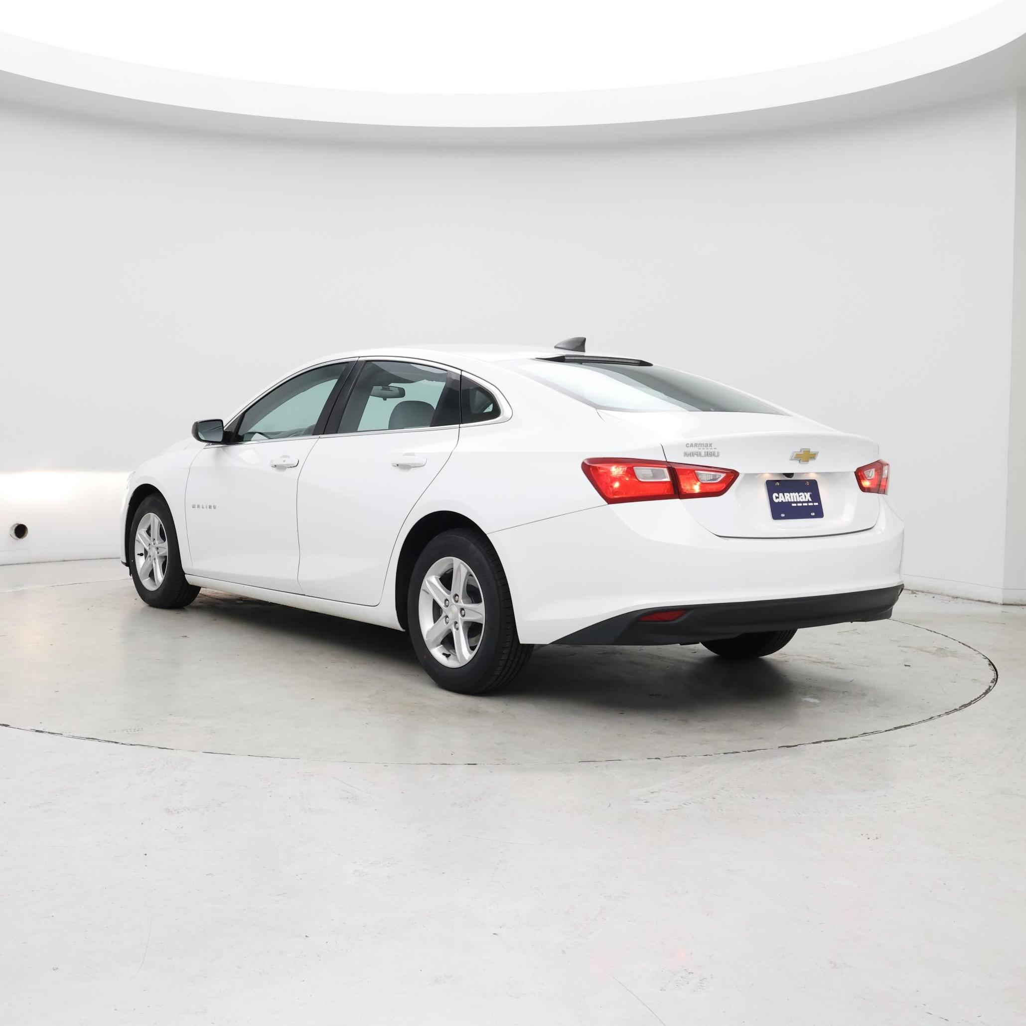 Thumbnail: 2020 Chevrolet Malibu - 2