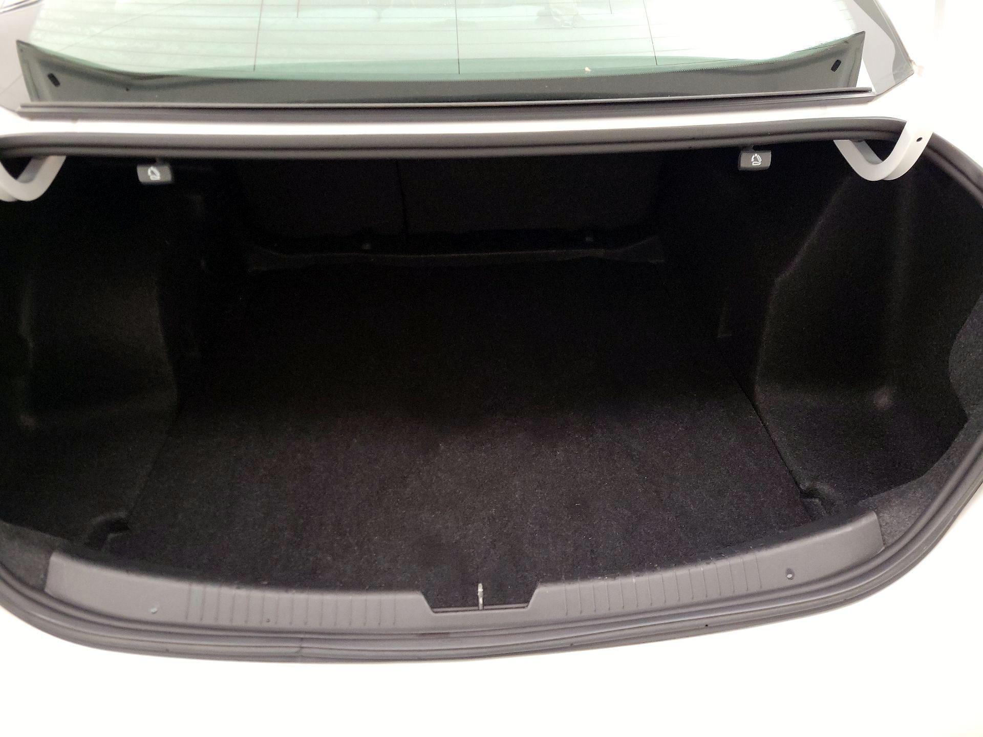 Thumbnail: 2020 Chevrolet Malibu - 19