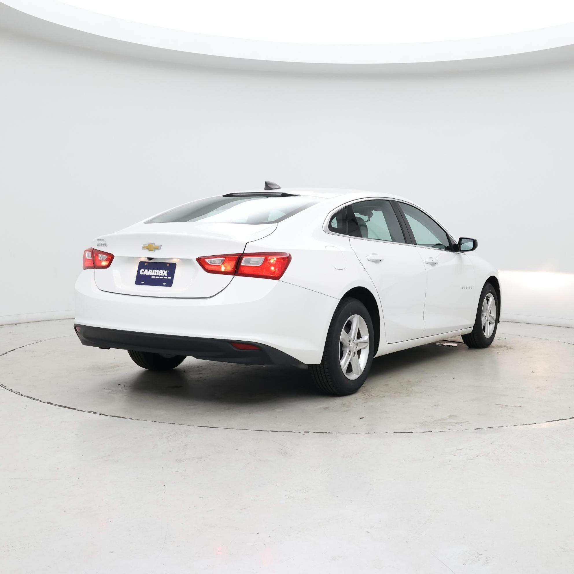 Thumbnail: 2020 Chevrolet Malibu - 8