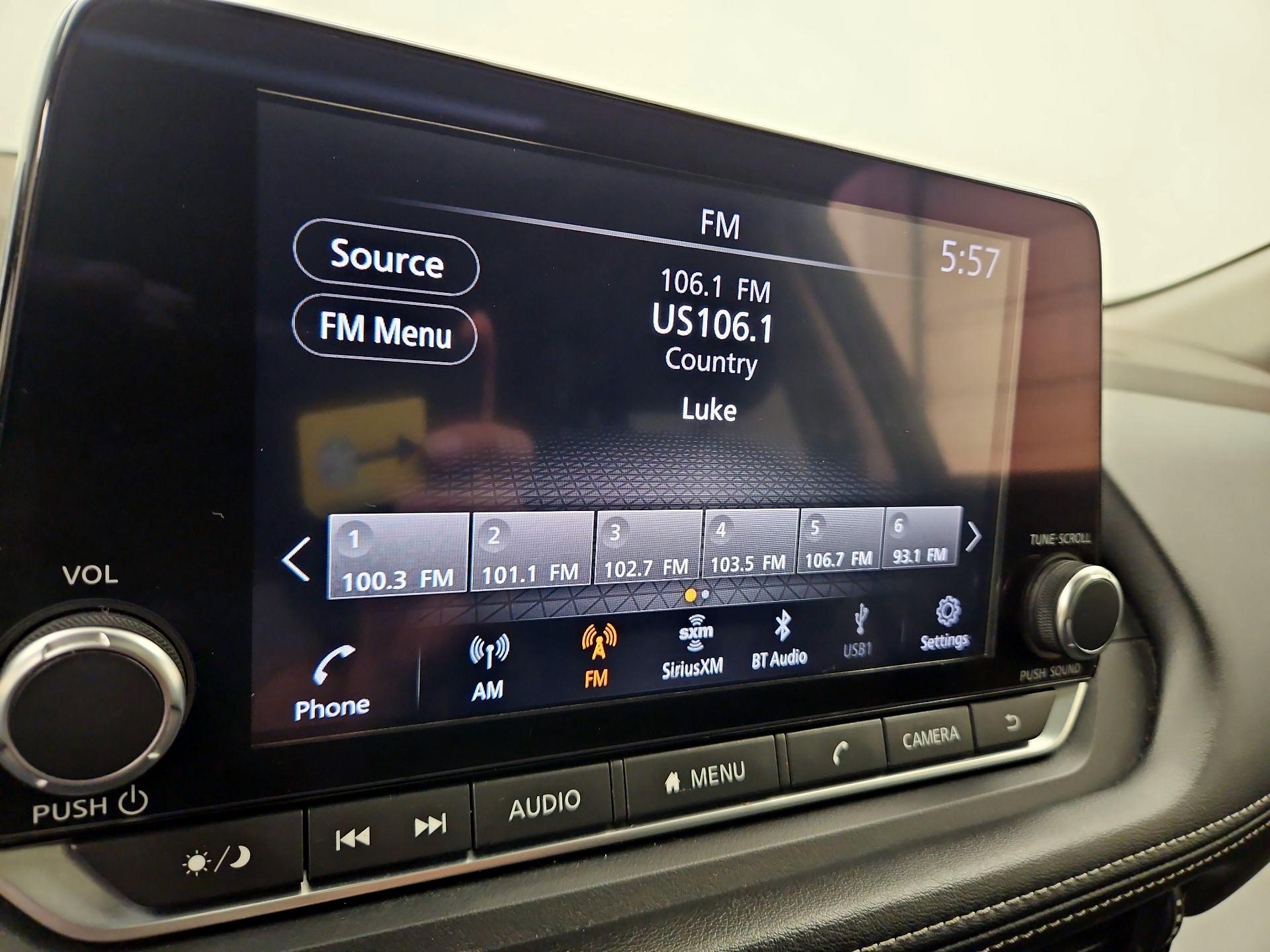 Thumbnail: 2022 Nissan Rogue - 15