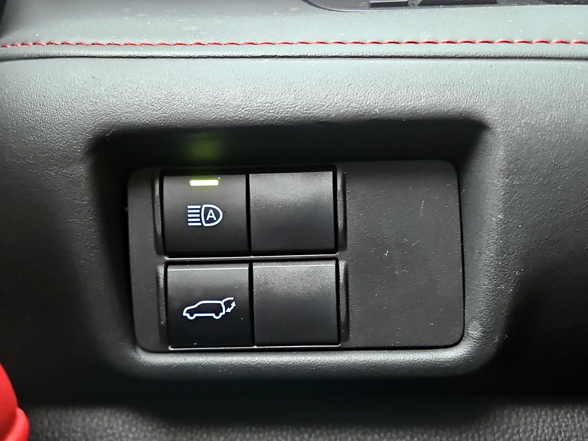 Thumbnail: 2022 Toyota Highlander - 13