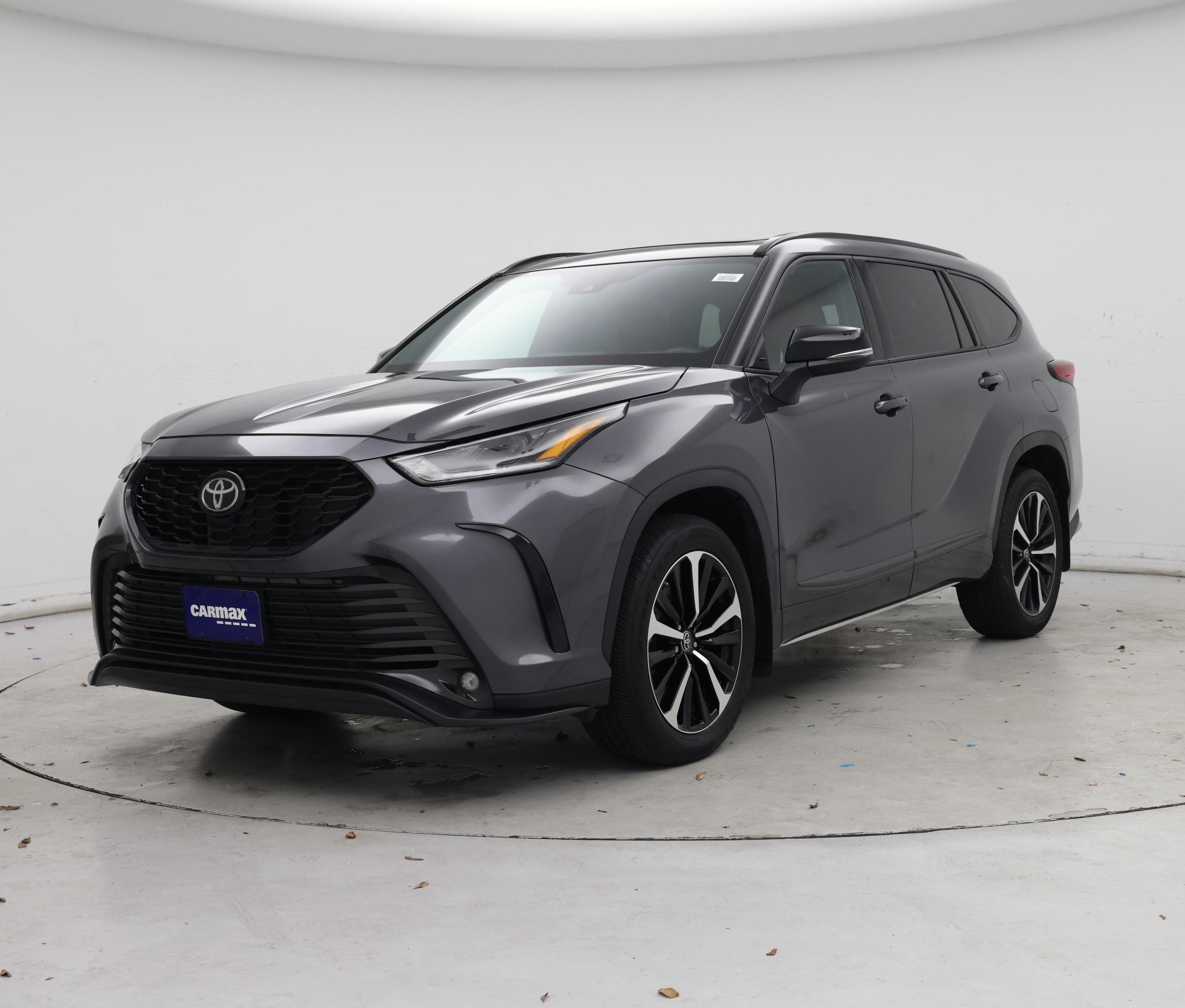 Thumbnail: 2022 Toyota Highlander - 4