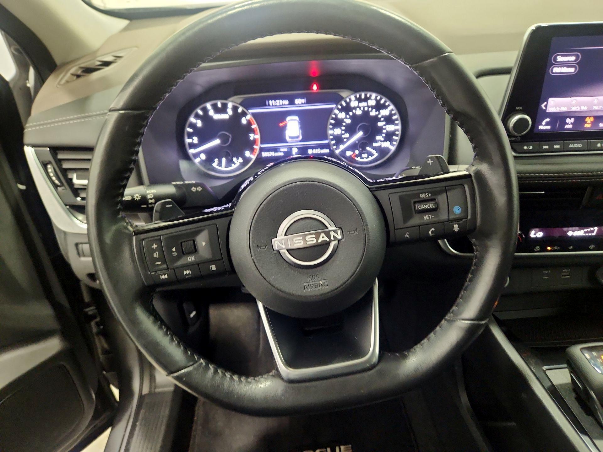 Thumbnail: 2023 Nissan Rogue - 10