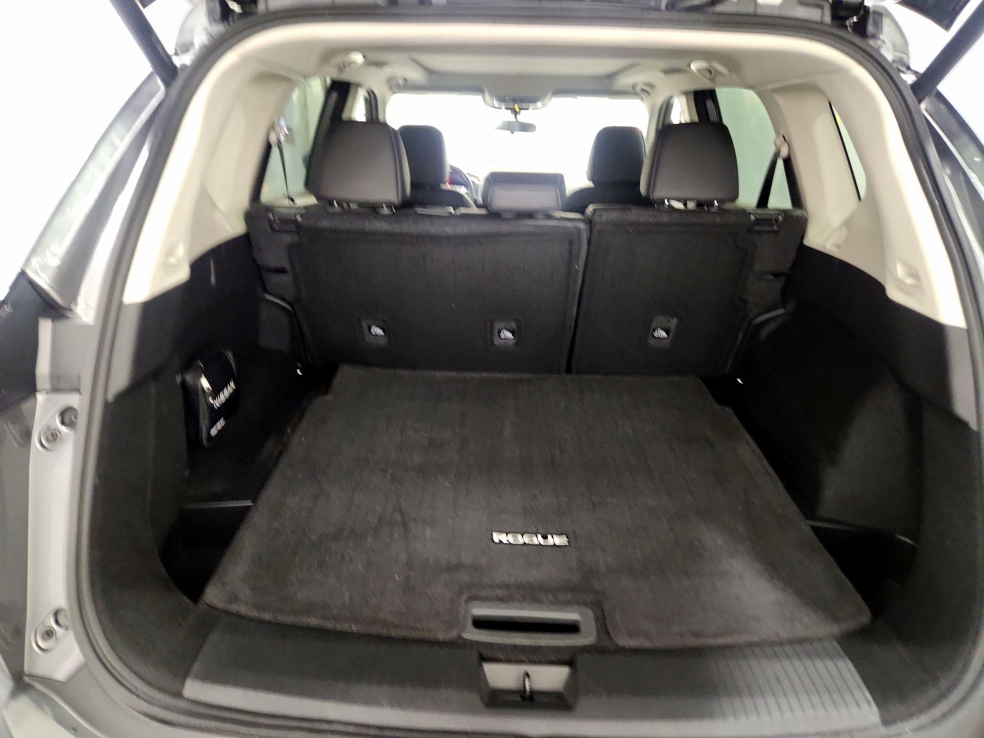 Thumbnail: 2023 Nissan Rogue - 20