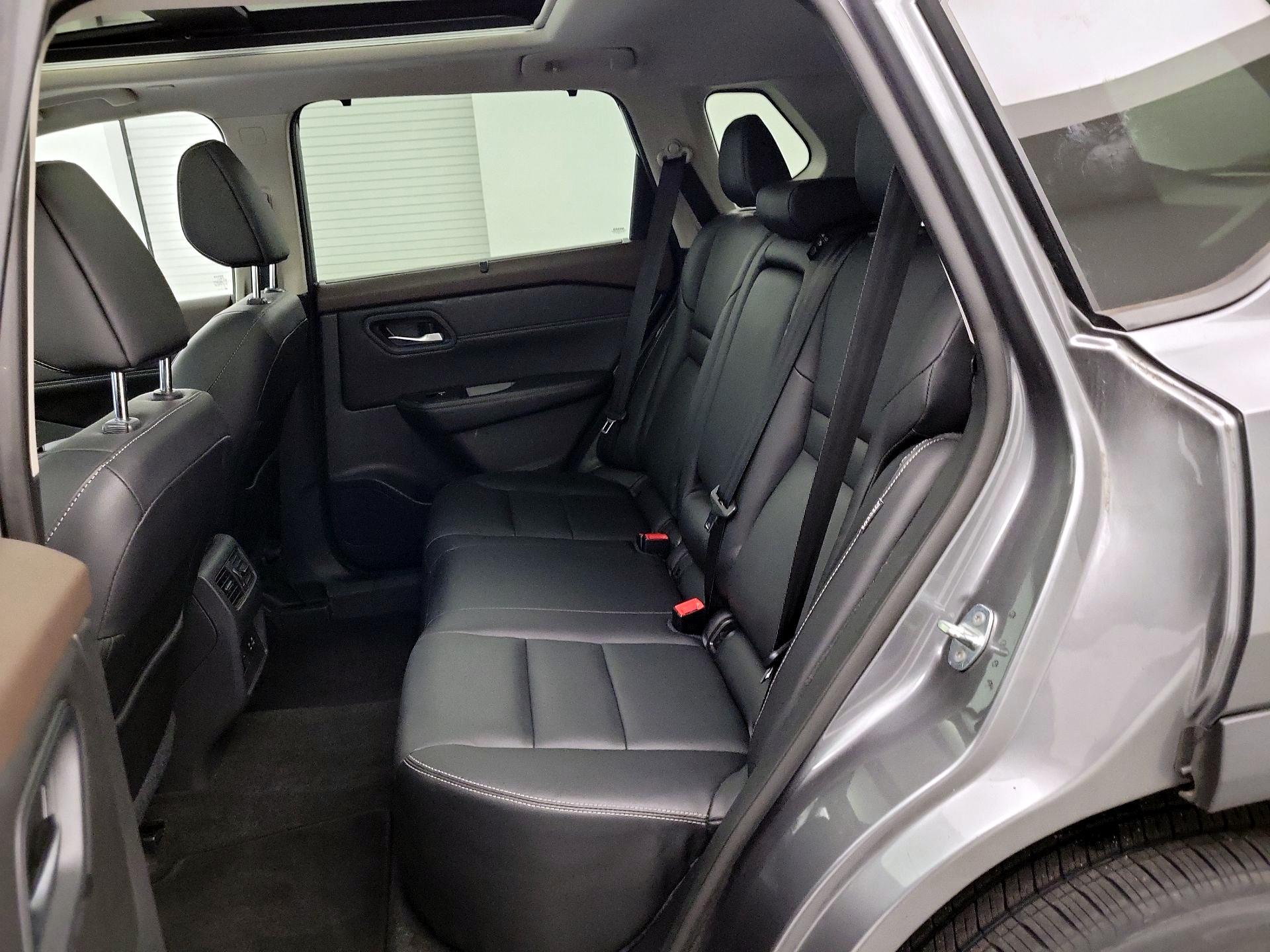 Thumbnail: 2022 Nissan Rogue - 19