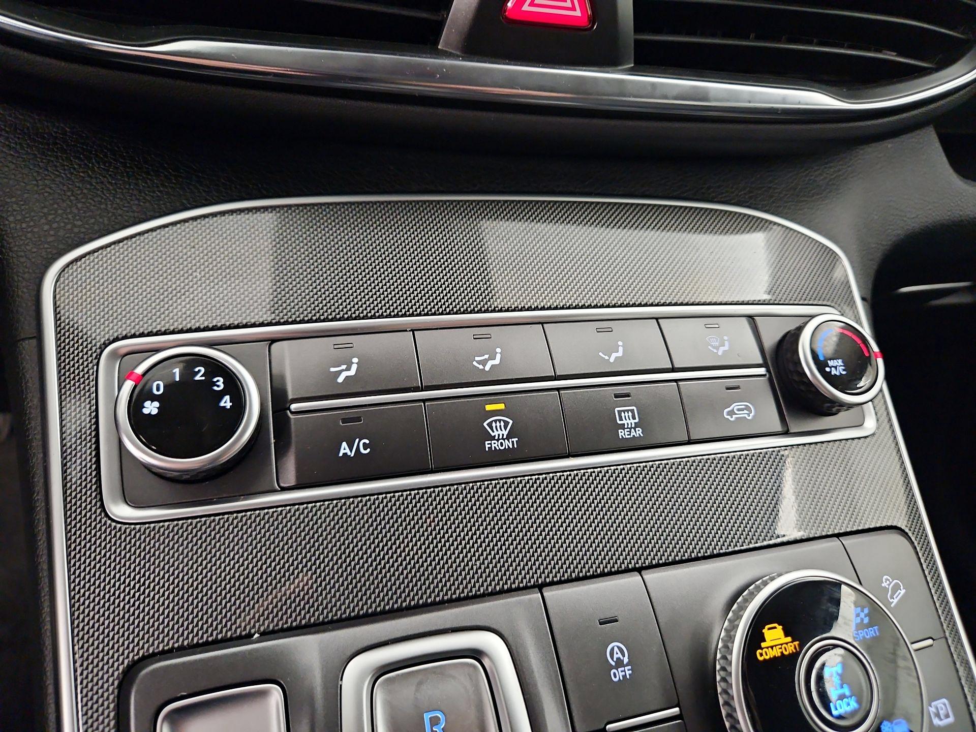 Thumbnail: 2022 Hyundai Santa Fe - 16