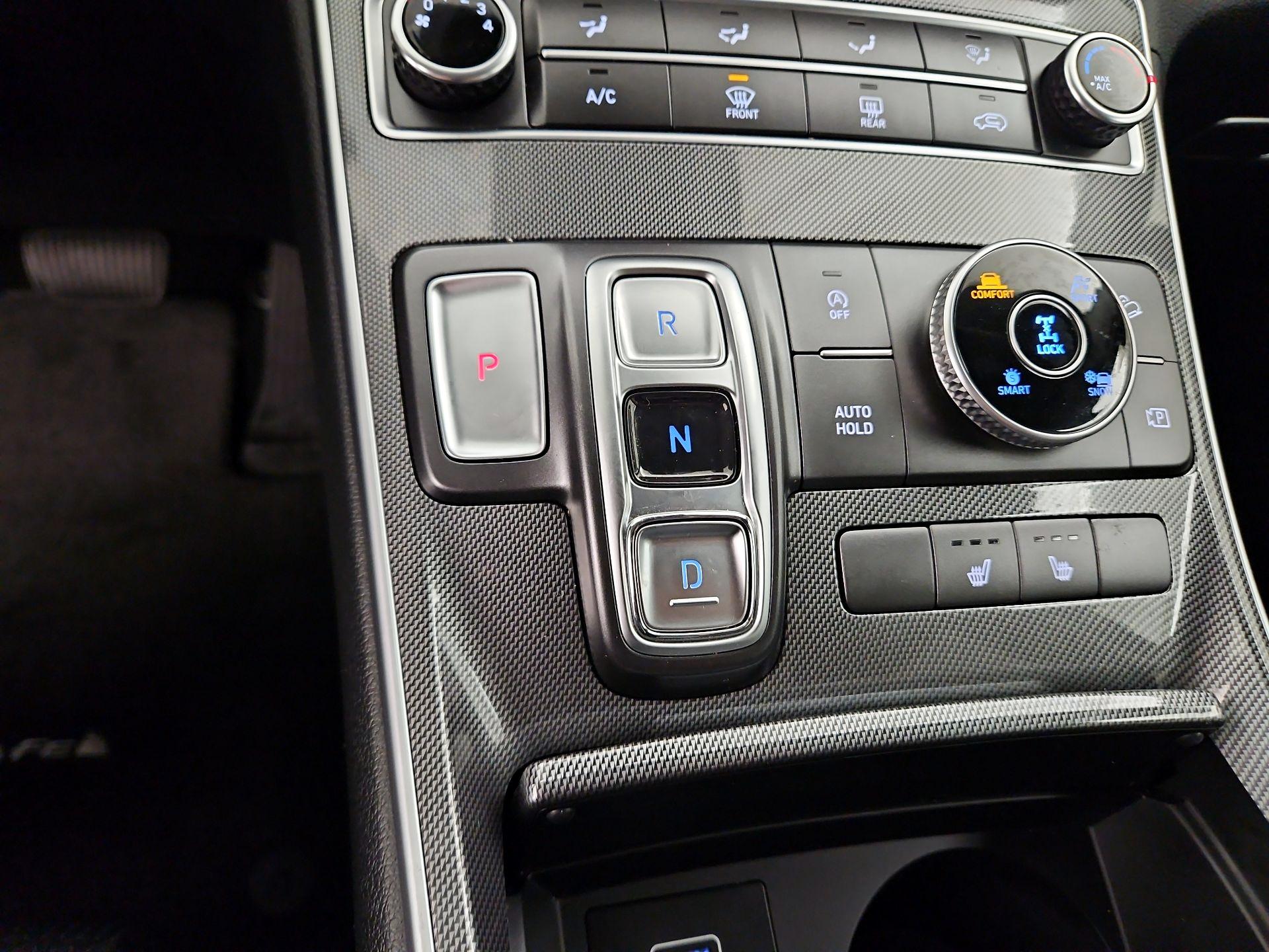 Thumbnail: 2022 Hyundai Santa Fe - 17