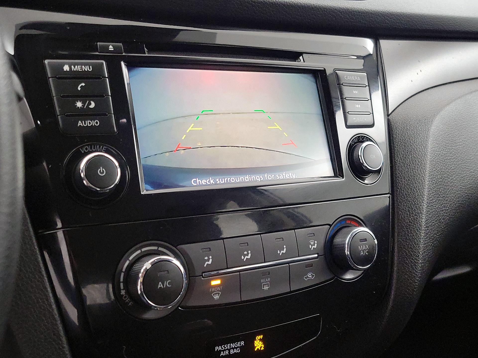 Thumbnail: 2020 Nissan Rogue Sport - 14