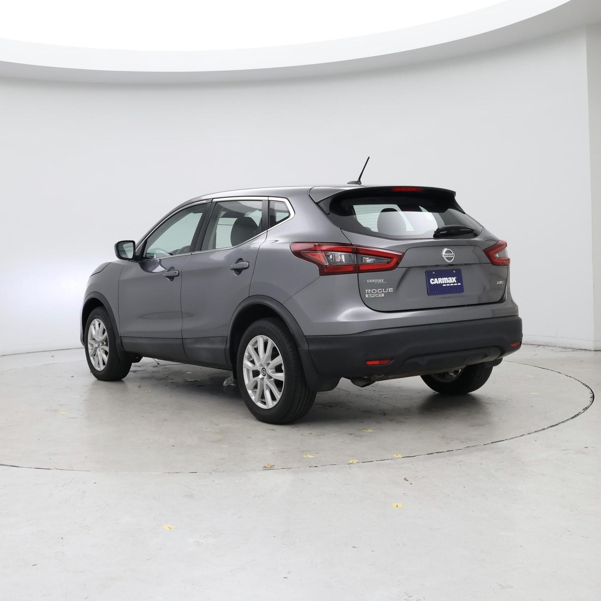 Thumbnail: 2020 Nissan Rogue Sport - 2