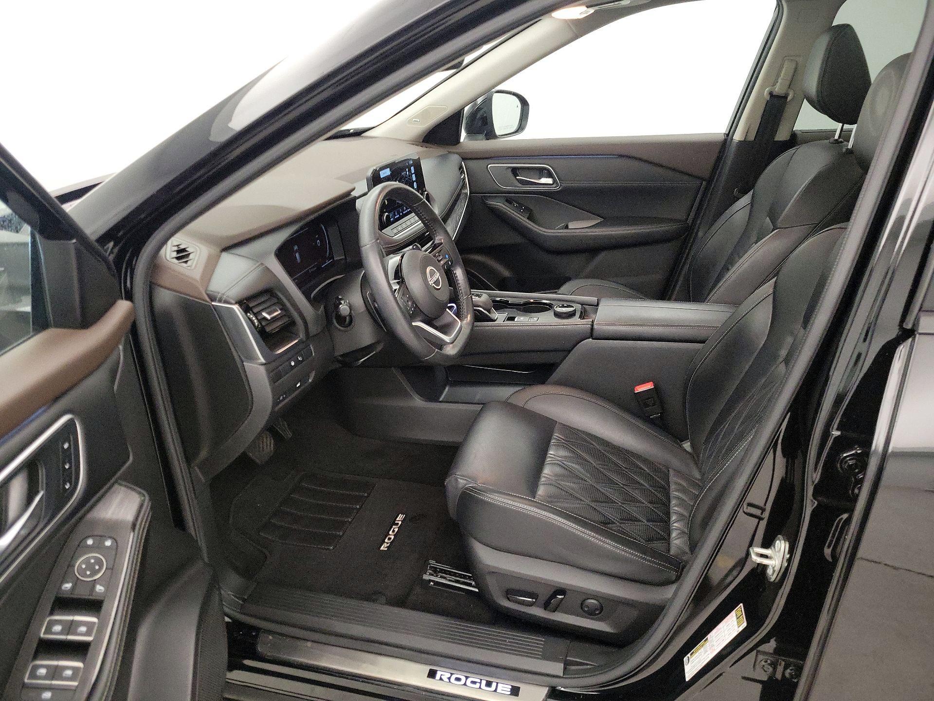 Thumbnail: 2023 Nissan Rogue - 11